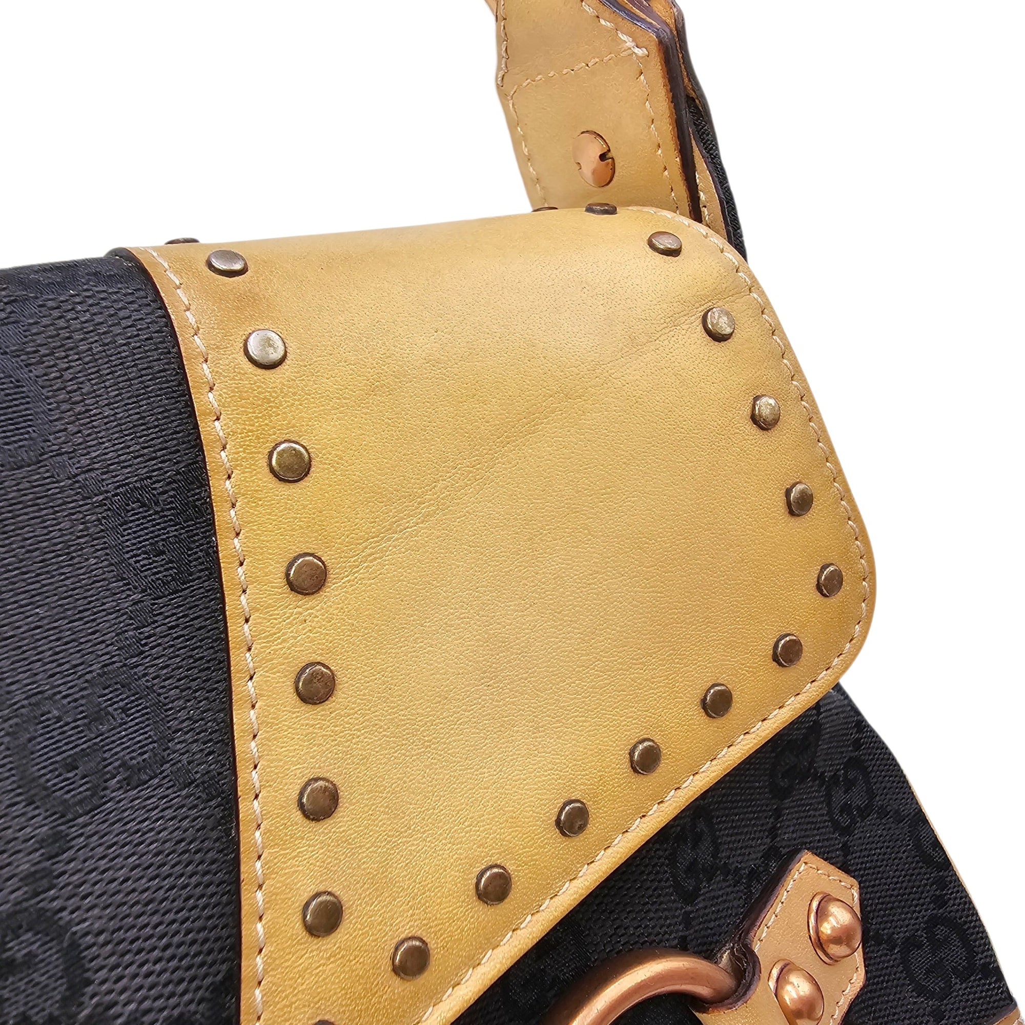 Horsebit Chain Medium Black Shoulder Bag Matte Gold hardware CL2604-20800 13
