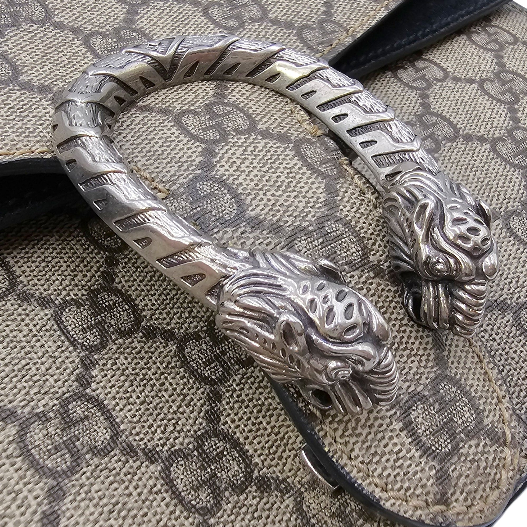 Dionysus GG Supreme with Tiger Head Spur Closure Black Shoulder Bag in Canvas Silver hardware CL2604-20801 12