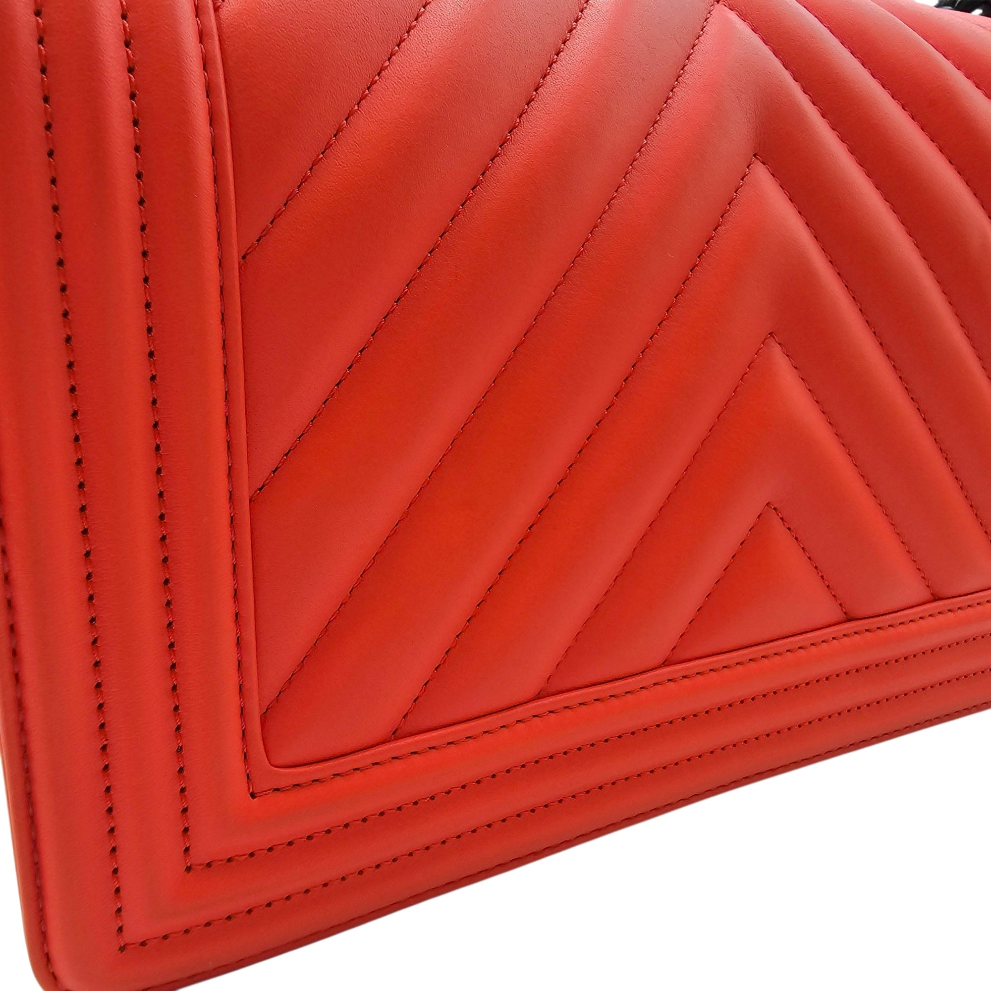 Le Boy Medium Orange Shoulder Bag in Calfskin Ruthenium hardware CL2604-20808 10
