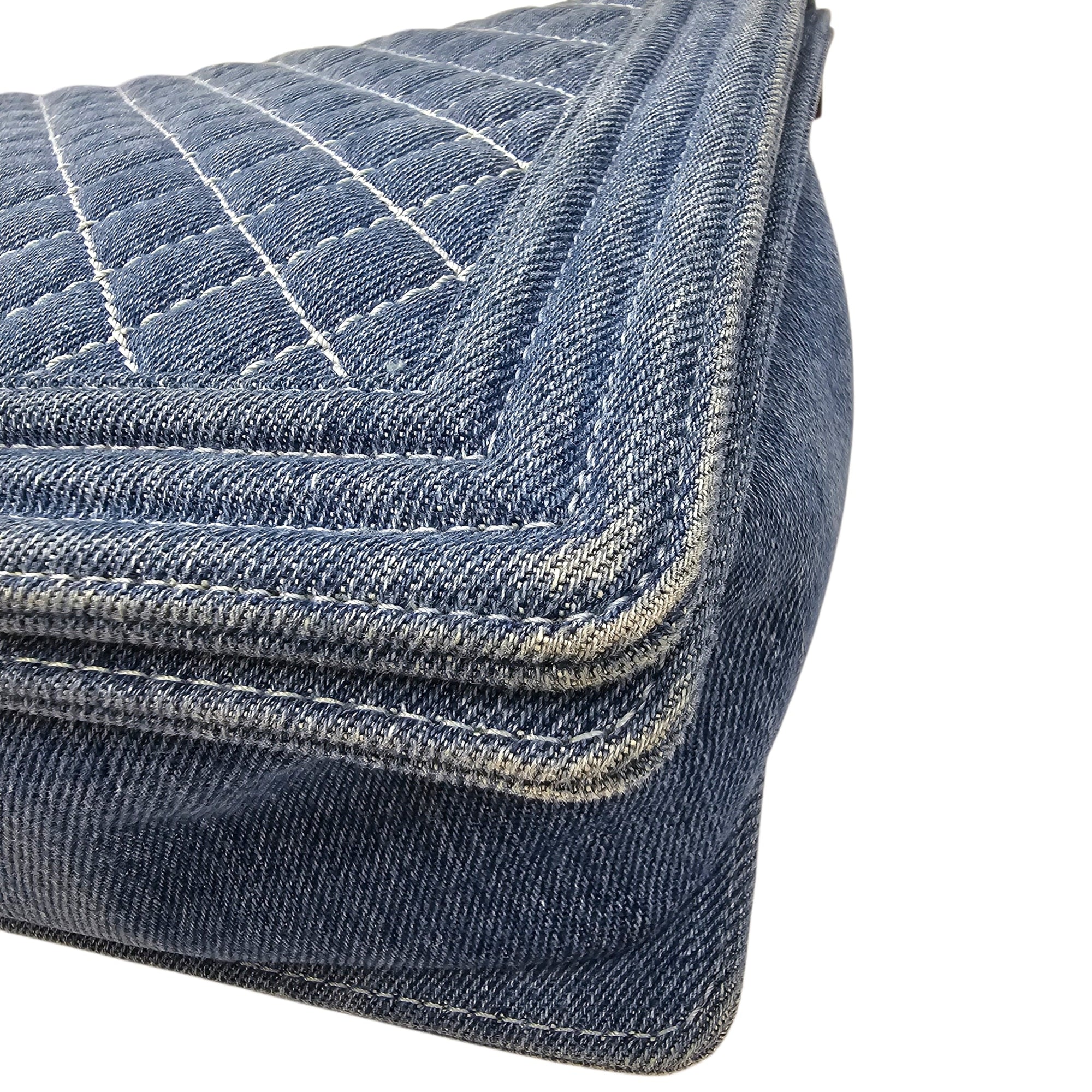 Le boy Flap Large Blue Shoulder Bag in Denim Ruthenium hardware CL2604-20836 10