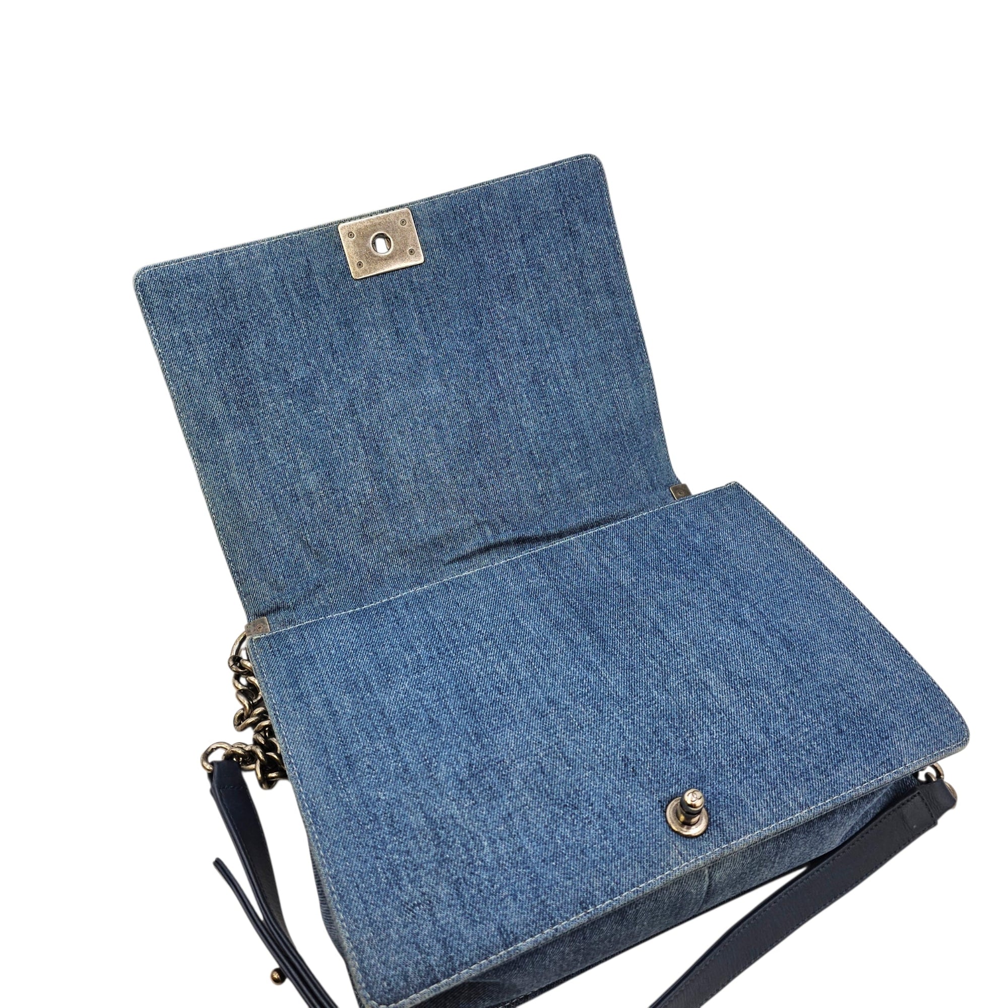 Le boy Flap Large Blue Shoulder Bag in Denim Ruthenium hardware CL2604-20836 15