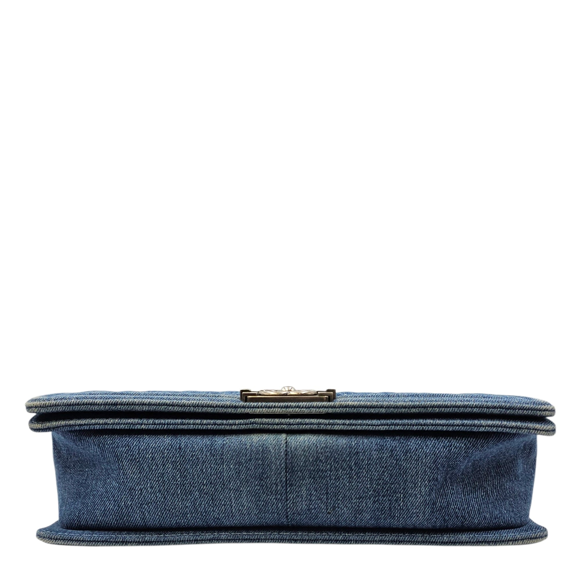 Le boy Flap Large Blue Shoulder Bag in Denim Ruthenium hardware CL2604-20836 5