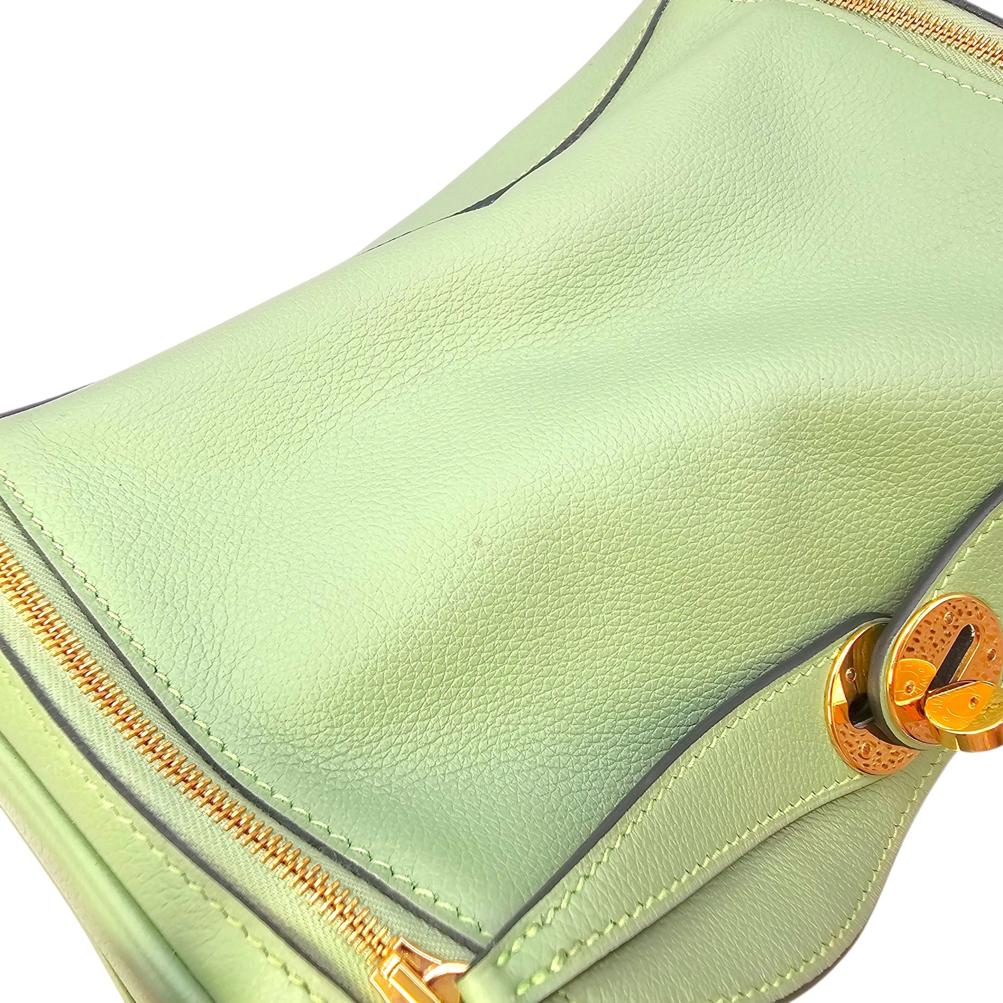 Lindy 26 Vert Criquet in Evercolor Gold hardware CL2604-20899 16