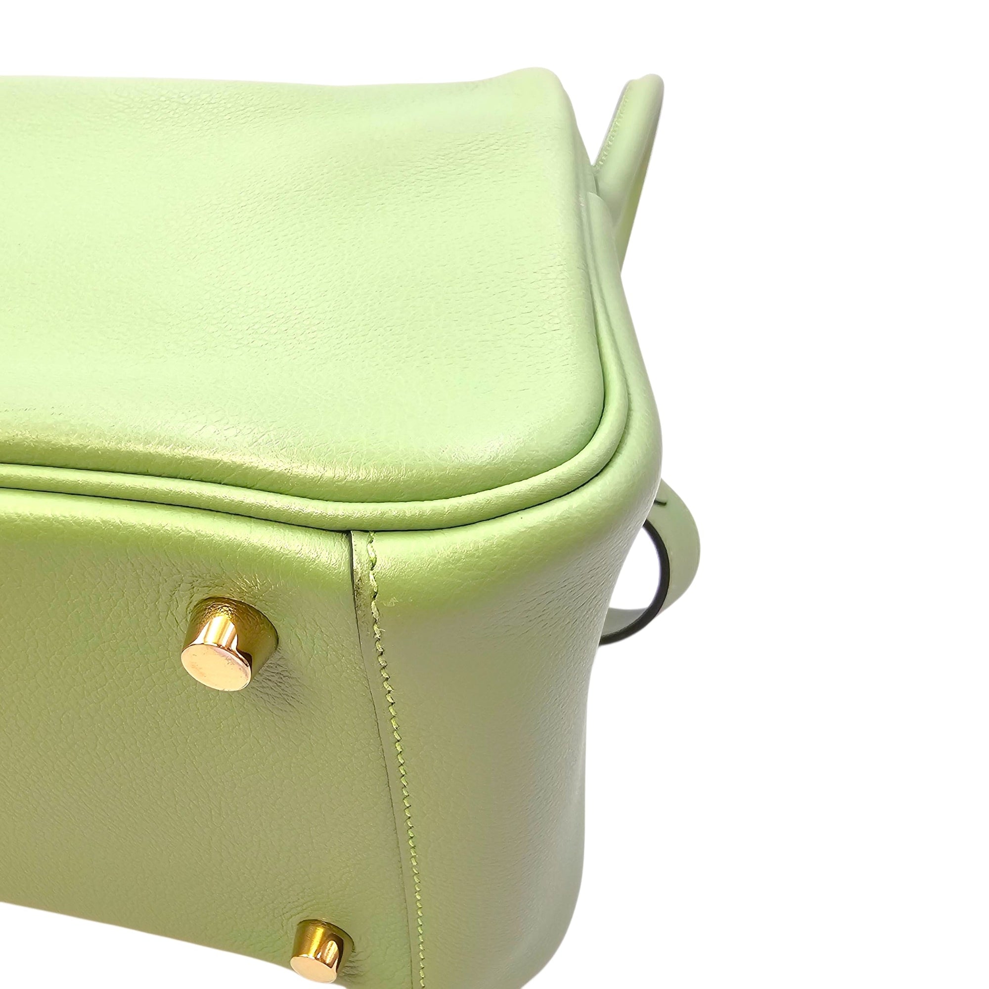 Lindy 26 Vert Criquet in Evercolor Gold hardware CL2604-20899 8