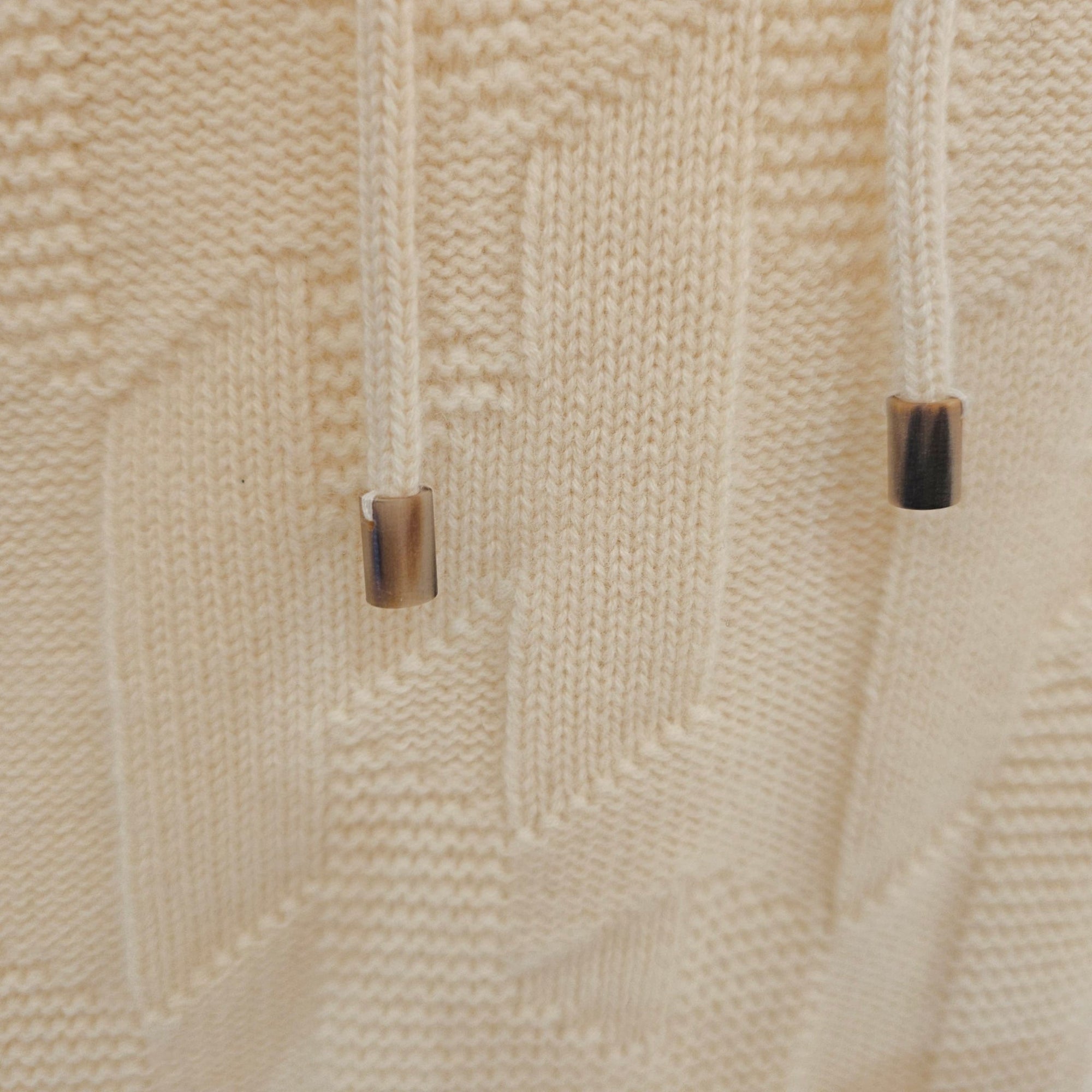 Ladies Hoodie Pullover 36 Cream Ready-To-Wear in Wool