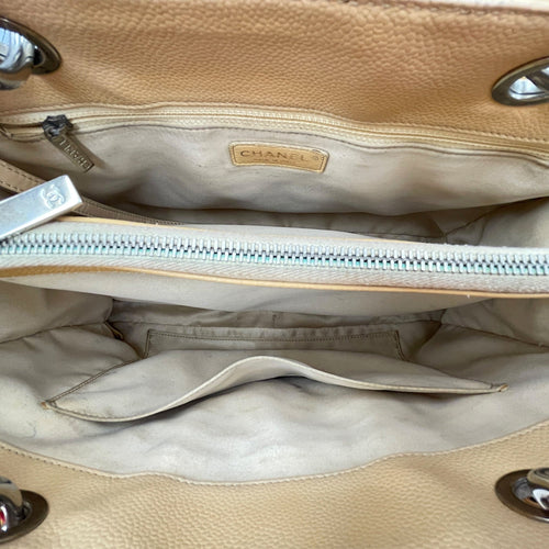 GST Beige Shoulder Bag in Caviar Leather Silver hardware CL2604-21009 7