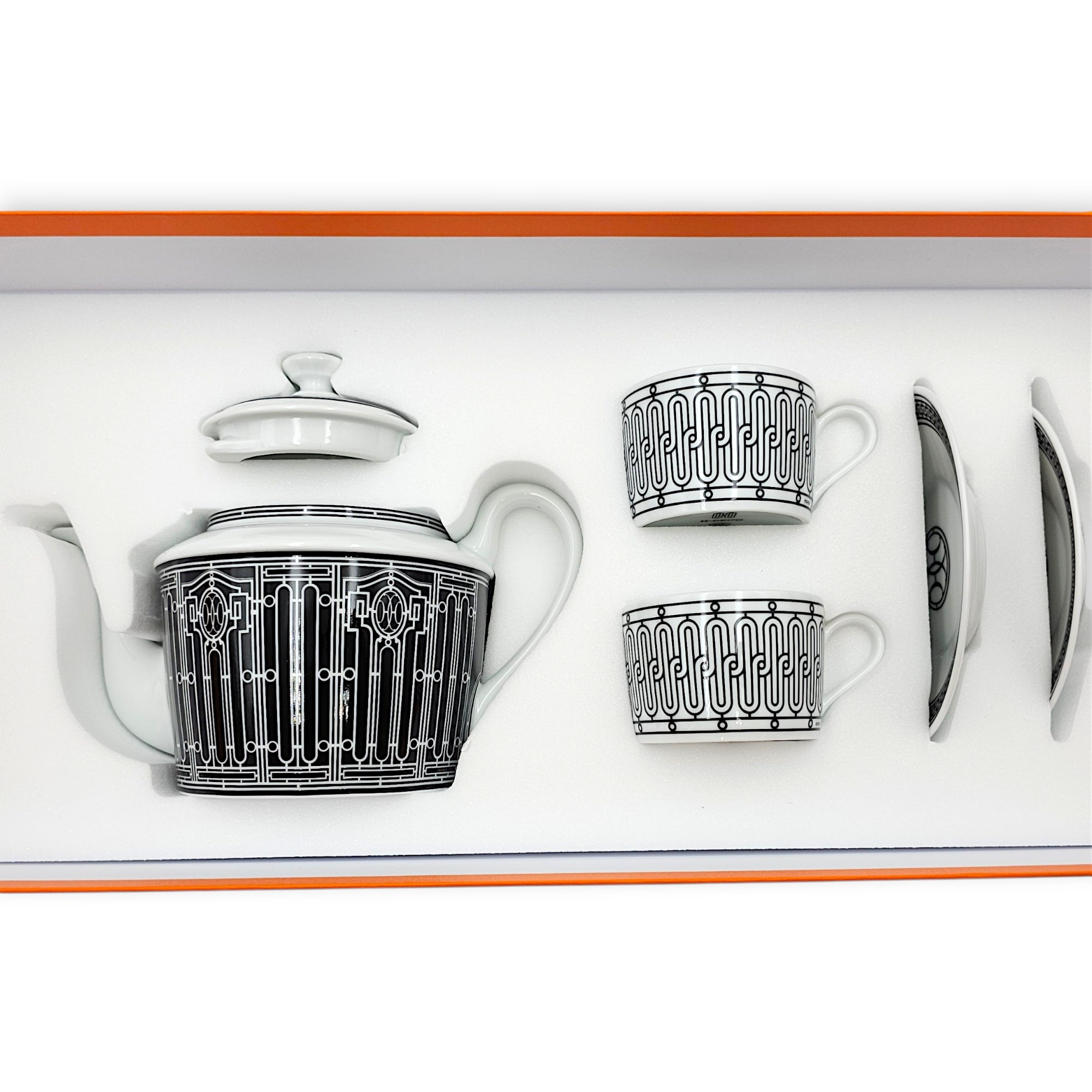 H Deco Tea Set Black/White Tableware CL2604-21059 7