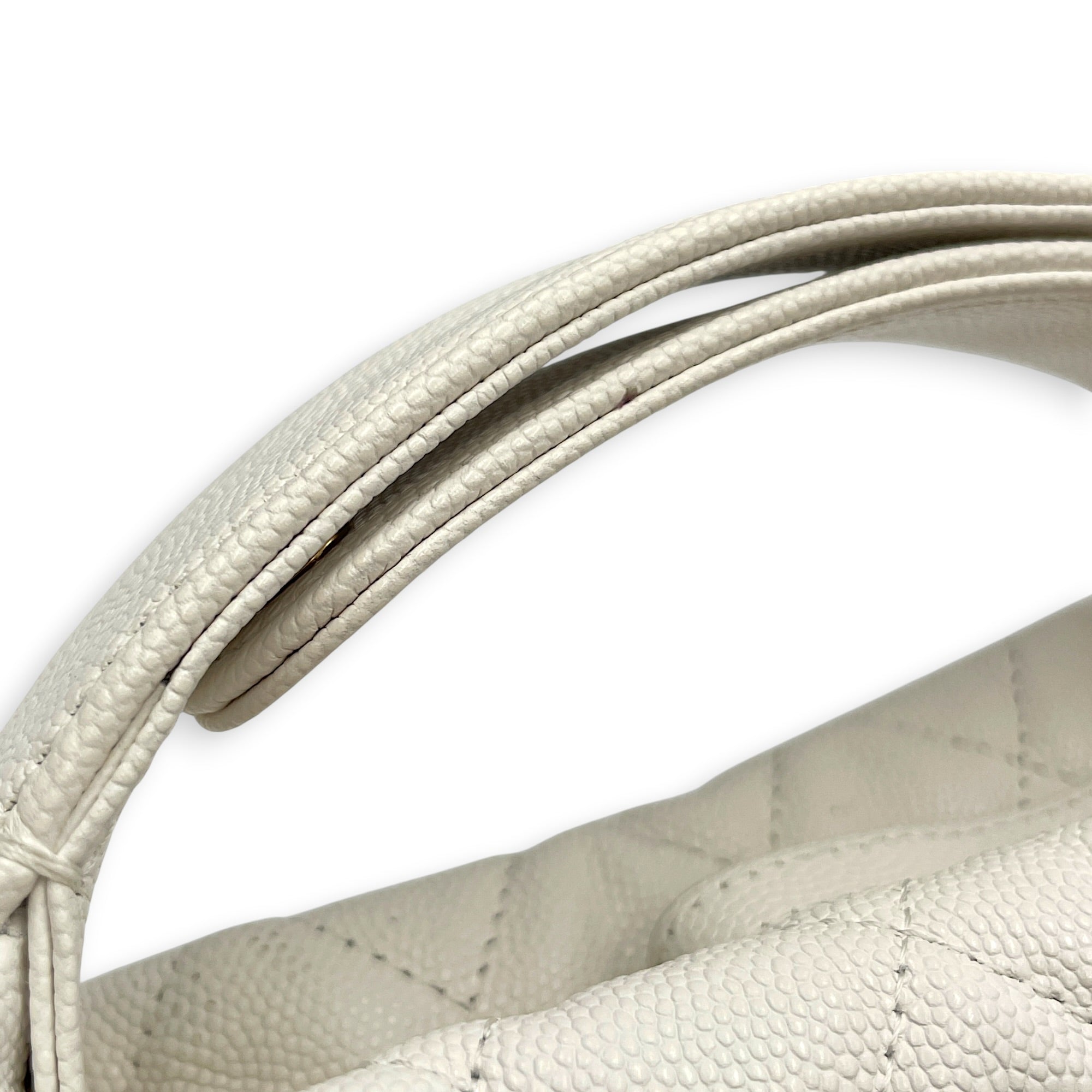 Quilted Polly Pocket Pouch Hobo Mini White Top Handle Bag in Caviar Leather Gold hardware CL2605-21123 9