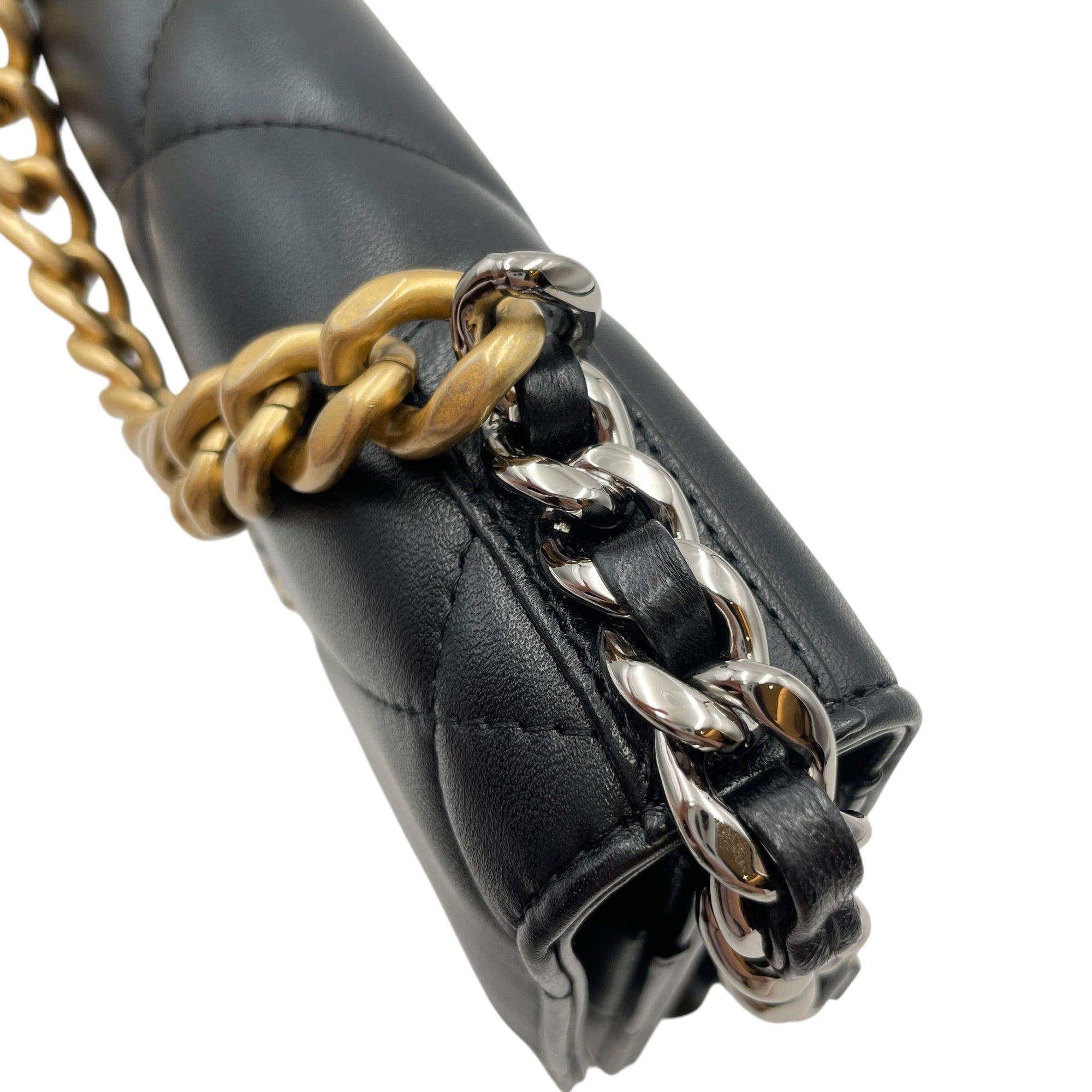 C19 Black Wallet On Chain in Lambskin Mixed hardware CL2605-21176 12