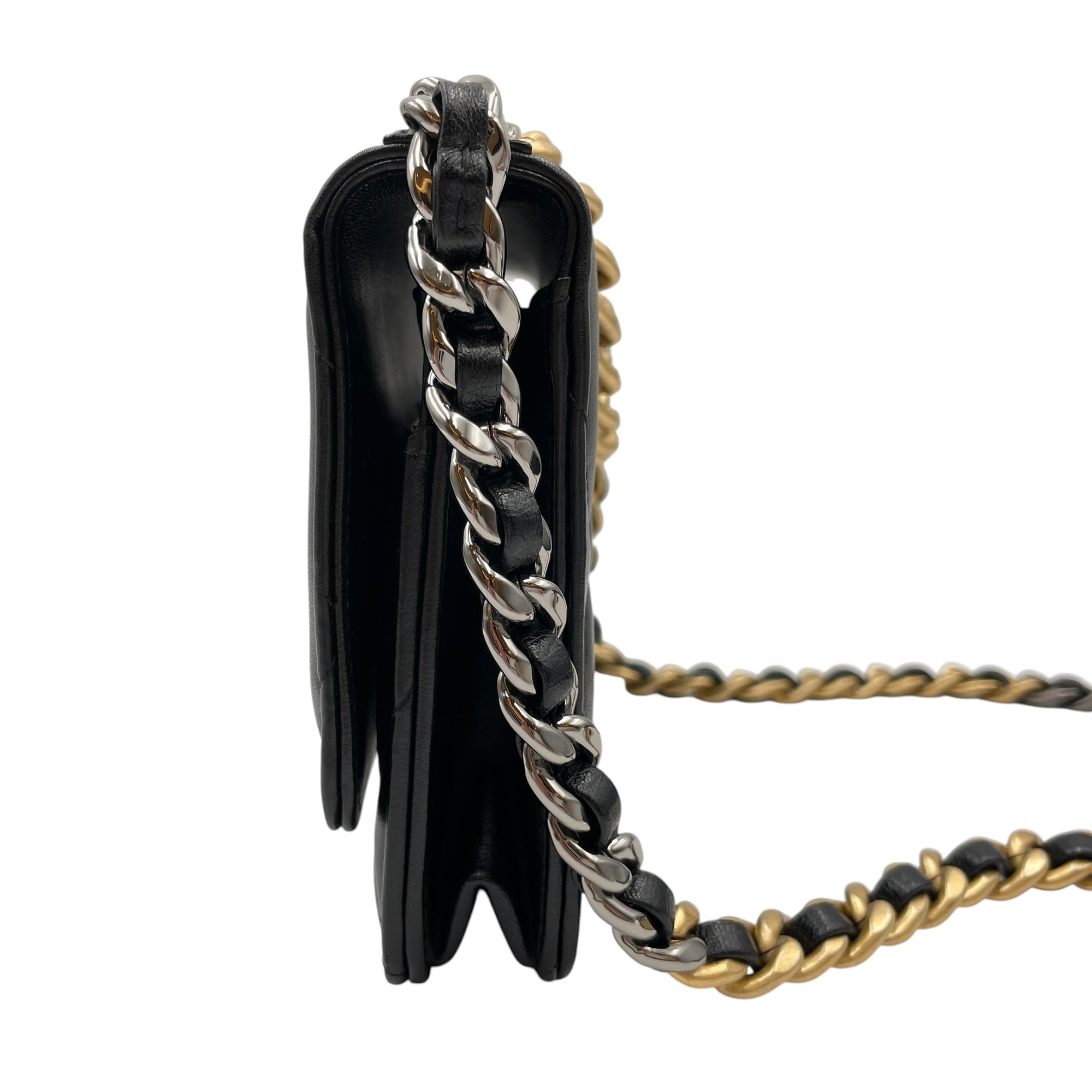 C19 Black Wallet On Chain in Lambskin Mixed hardware CL2605-21176 4