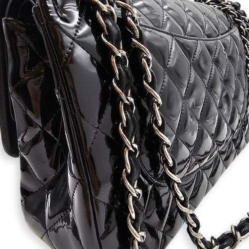 Classic Double Flap Jumbo Black Shoulder Bag in Patent Leather Silver hardware