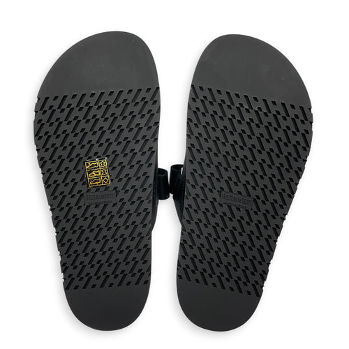 Chypre 37.5 Black Sandals