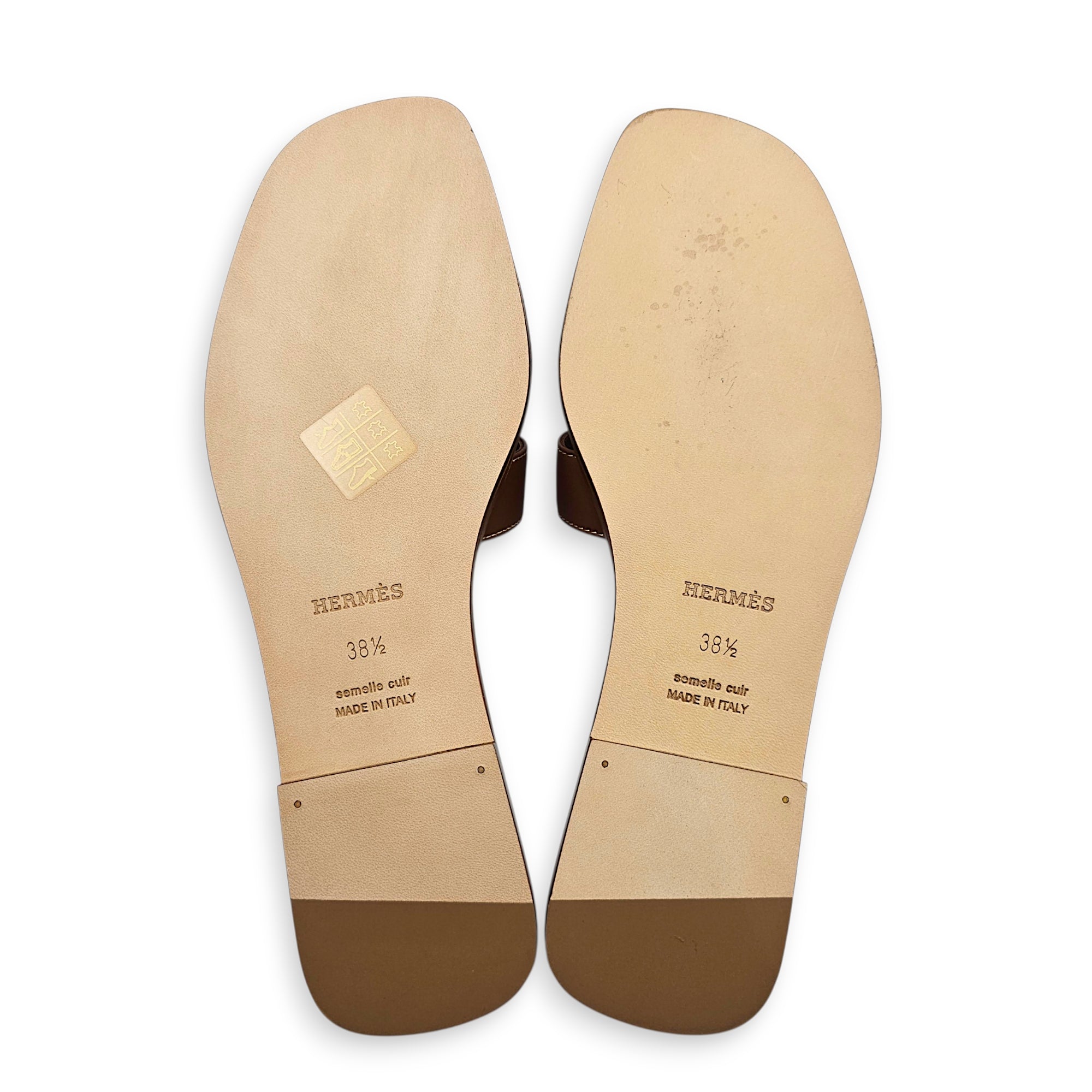 Oran Sandal. Sz:38.5 Gold Sandals