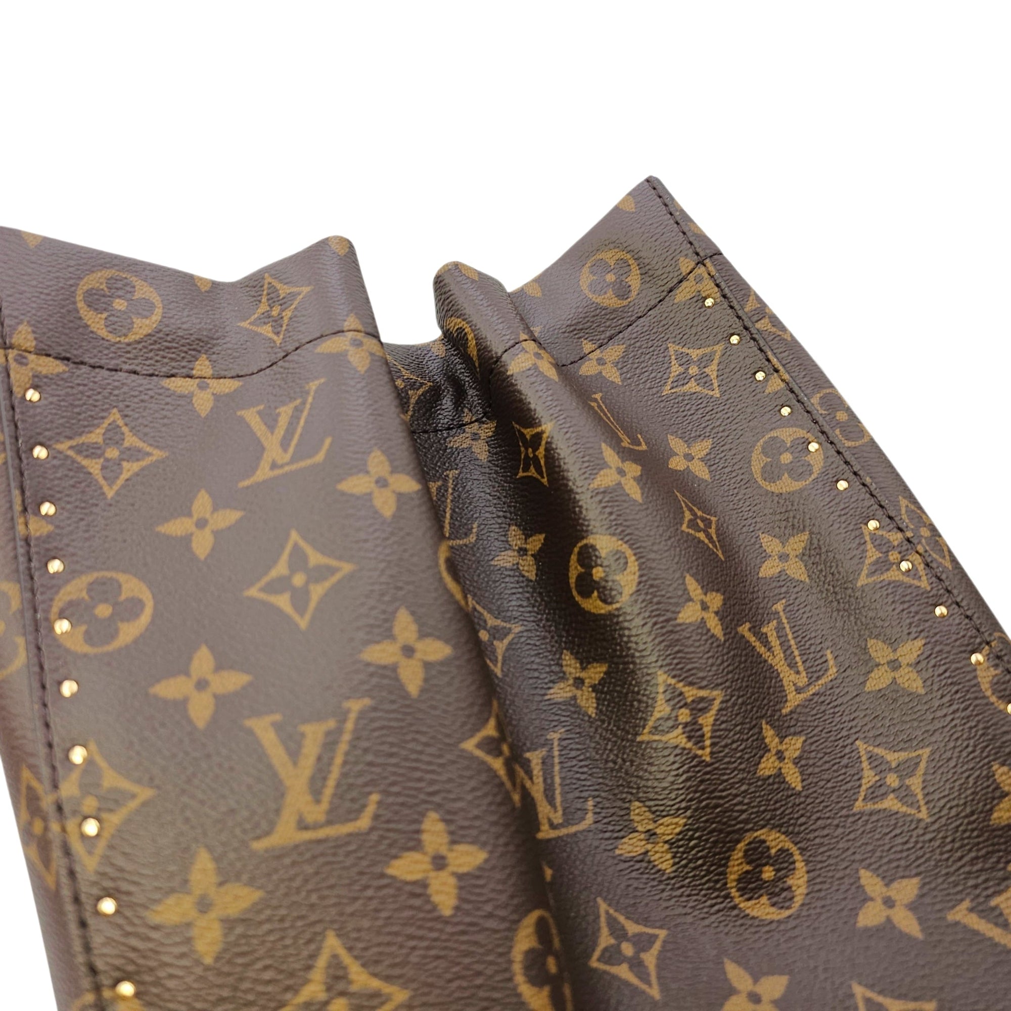 Noe Trunk PM Brown Shoulder Bag in Monogram Coated Canvas Gold hardware CL2605-21302 11