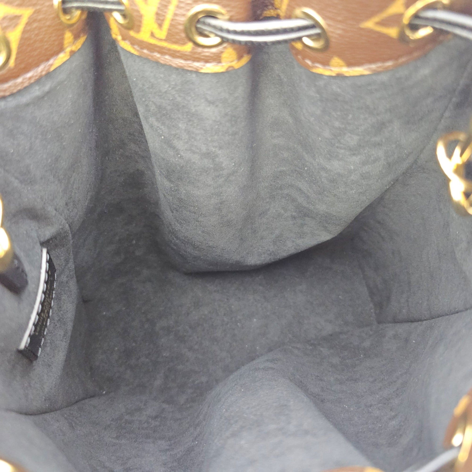 Noe Trunk PM Brown Shoulder Bag in Monogram Coated Canvas Gold hardware CL2605-21302 6