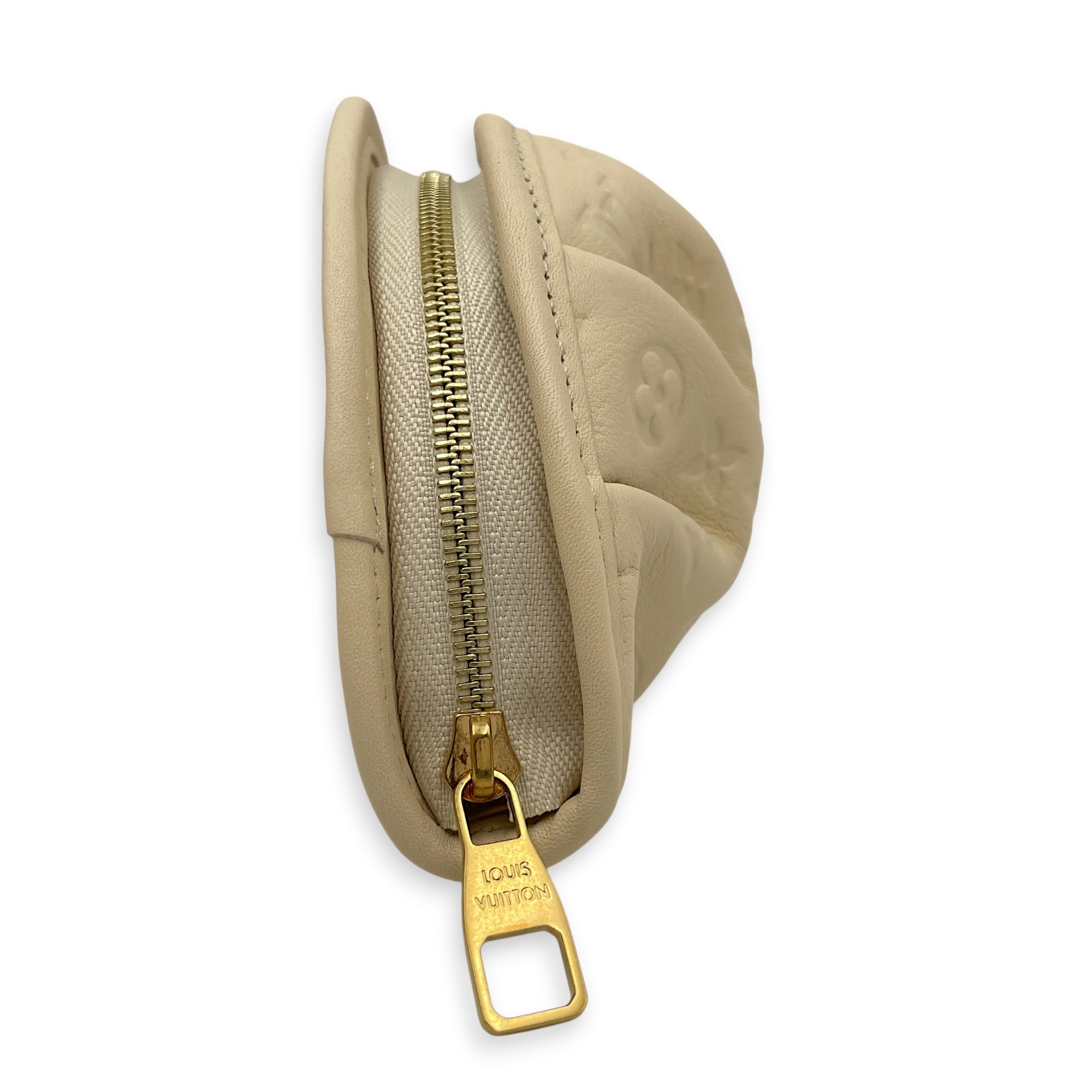 Gyoza Pouch Beige Coin Purse in Calfskin Gold hardware