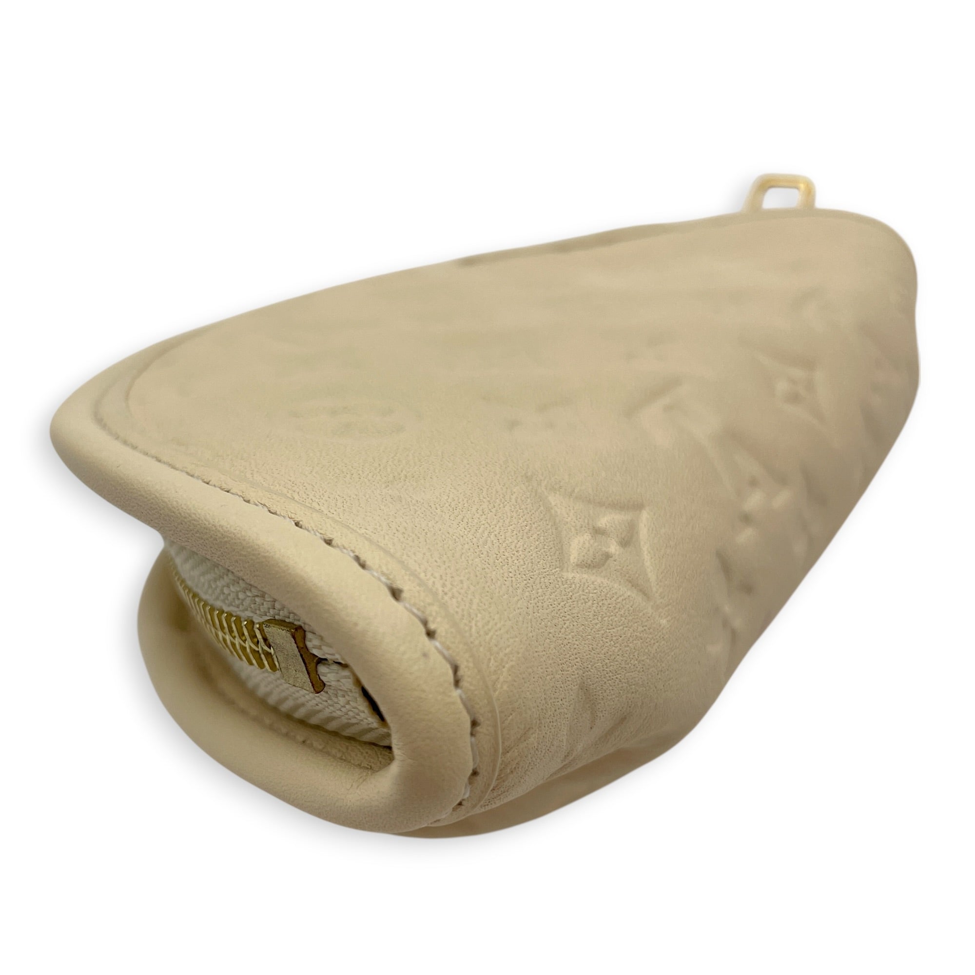 Gyoza Pouch Beige Coin Purse in Calfskin Gold hardware