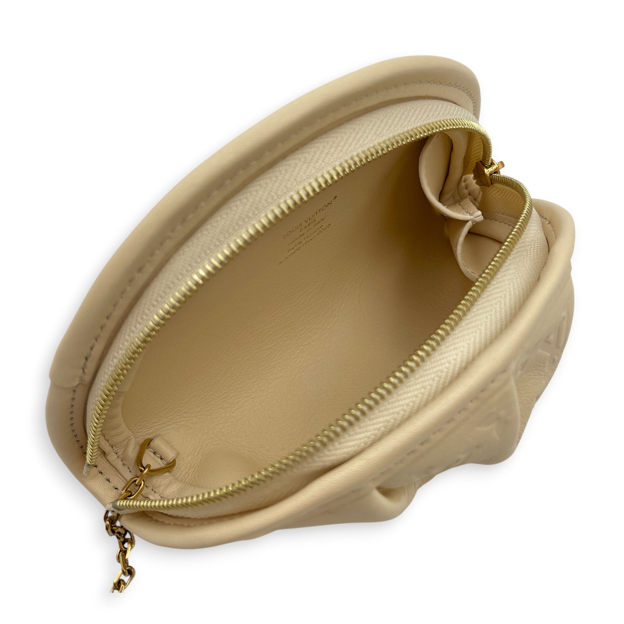 Gyoza Pouch Beige Coin Purse in Calfskin Gold hardware