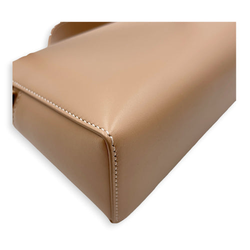 Extra Pocket L23 Beige Crossbody Bag in Calfskin Gold hardware