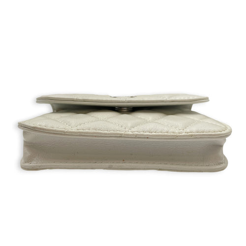 Wallet on Chain with Pearl Mini White Crossbody Bag in Lambskin Silver hardware