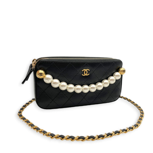 Chic Pearls Black Wallet On Chain in Goat Leather Gold hardware