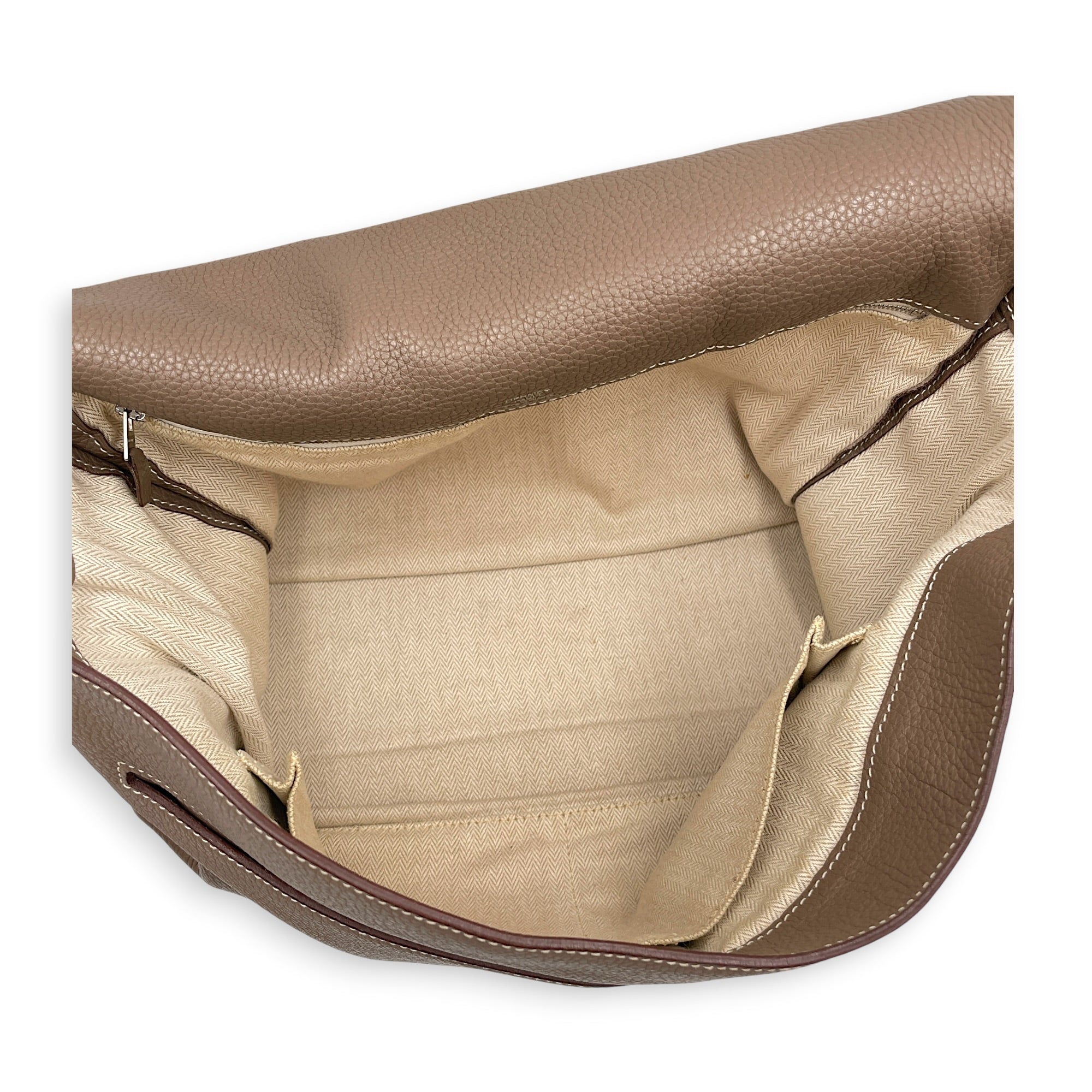 Alfred Messenger Bag 35 Etoupe in Clemence CL2605-21355 11
