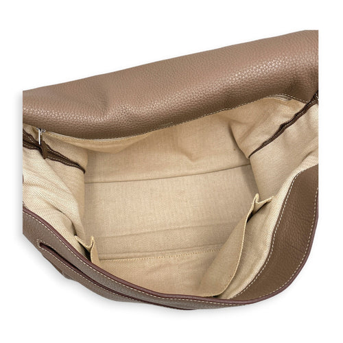 Alfred Messenger Bag 35 Etoupe in Clemence CL2605-21355 11