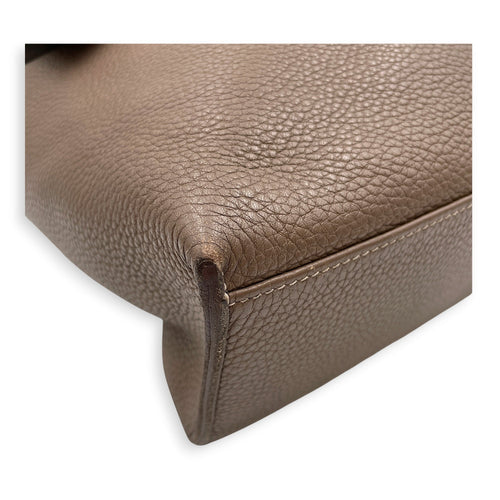 Alfred Messenger Bag 35 Etoupe in Clemence CL2605-21355 6