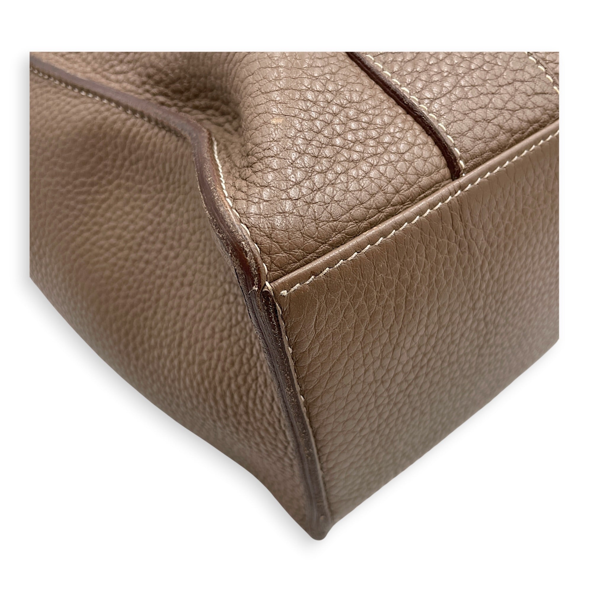Alfred Messenger Bag 35 Etoupe in Clemence CL2605-21355 8