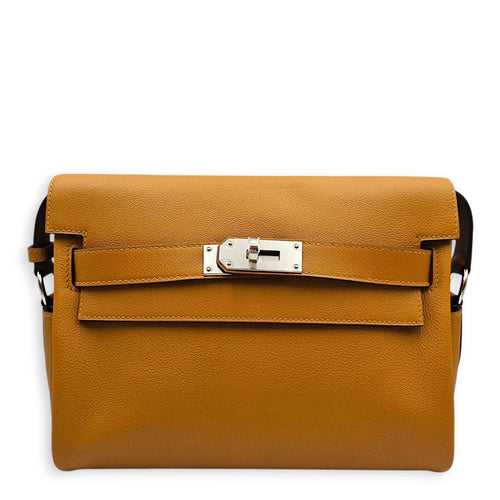 Kelly Messenger PM Caramel in Evercolor Palladium hardware CL2605-21363 1