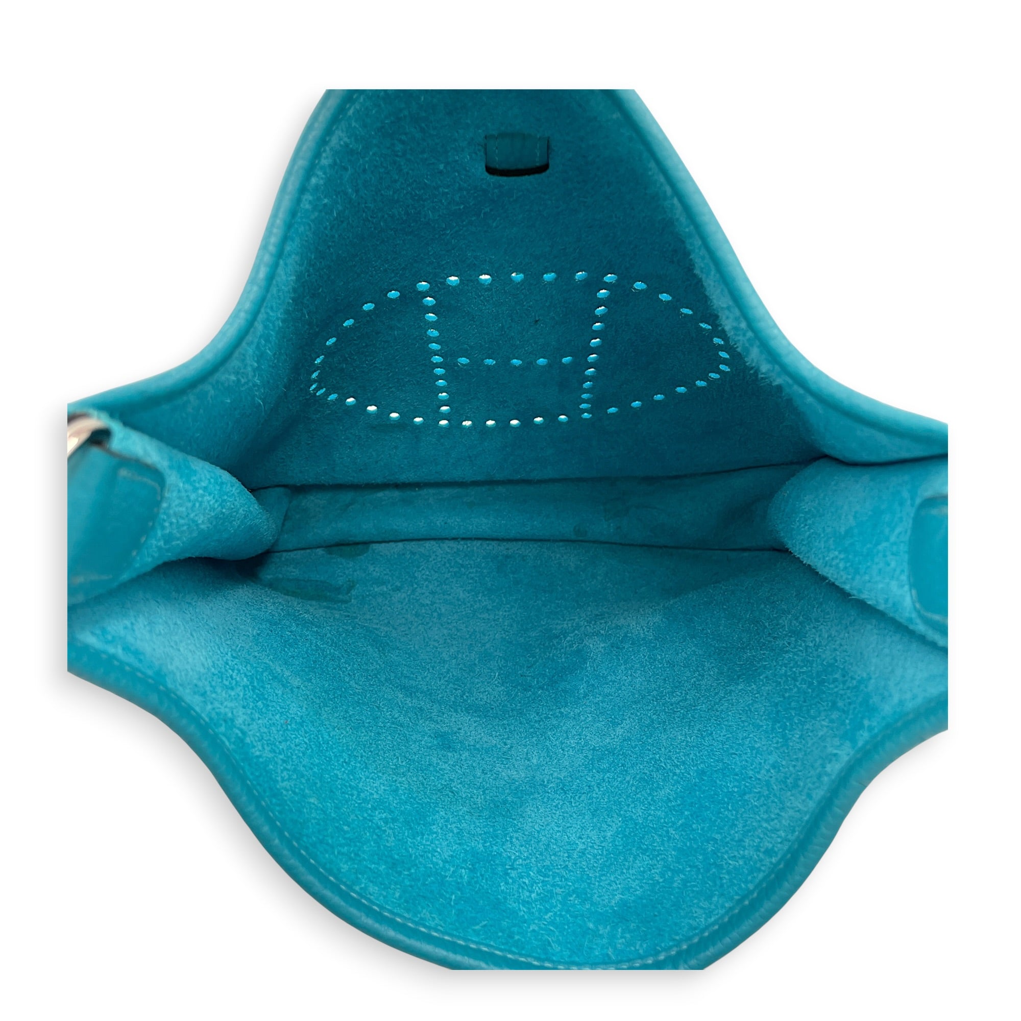 Evelyne III 29 Turquoise in Clemence Palladium hardware