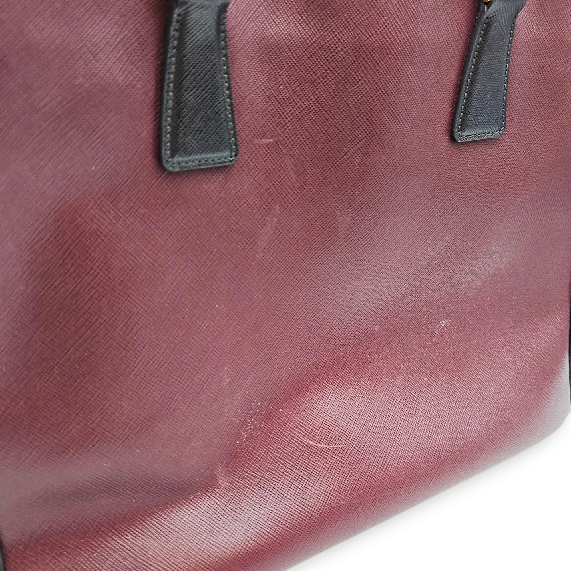 Lux Tote Red Top Handle Bag Gold hardware CL2605-21399 9