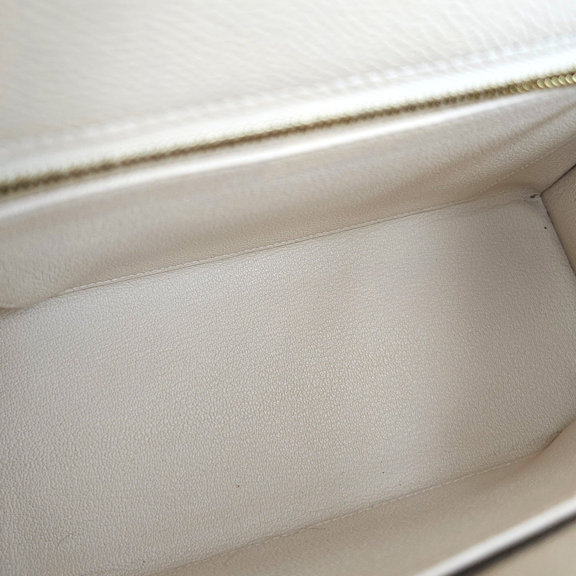 Sellier Kelly 25 Nata in Epsom Gold hardware