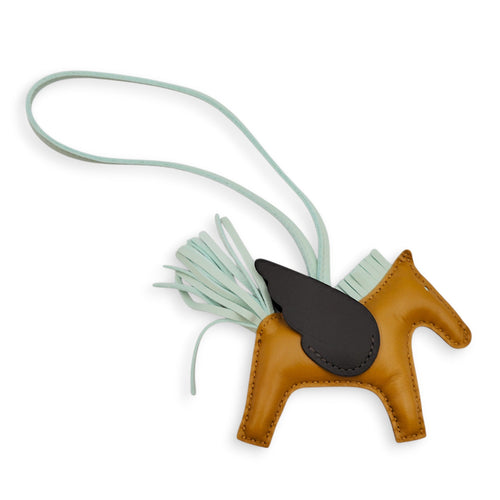 Pegasus PM Sesame/Vert Peppermint Bag Accessory in Swift CL2605-21458 2
