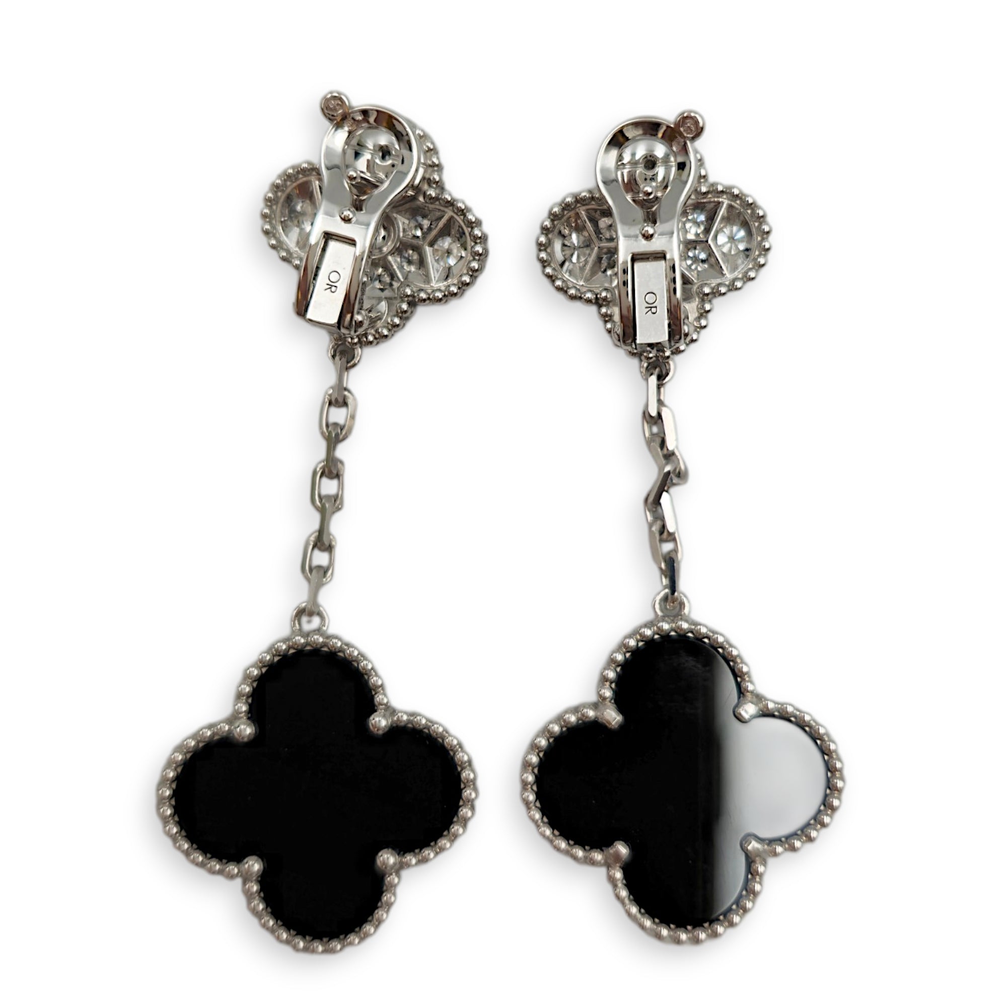 Magic Alhambra,2 motifs Earrings in Black Onyx and Diamonds CL2605-21497 2
