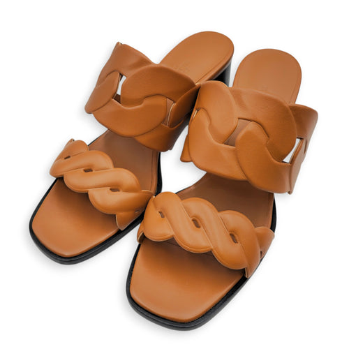 Grace Sandal. Sz: 38 Naturel Sandals in Calfskin