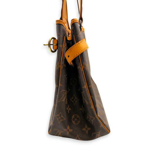 Batignolles Horizontal 39 Brown Shoulder Bag in Canvas Gold hardware