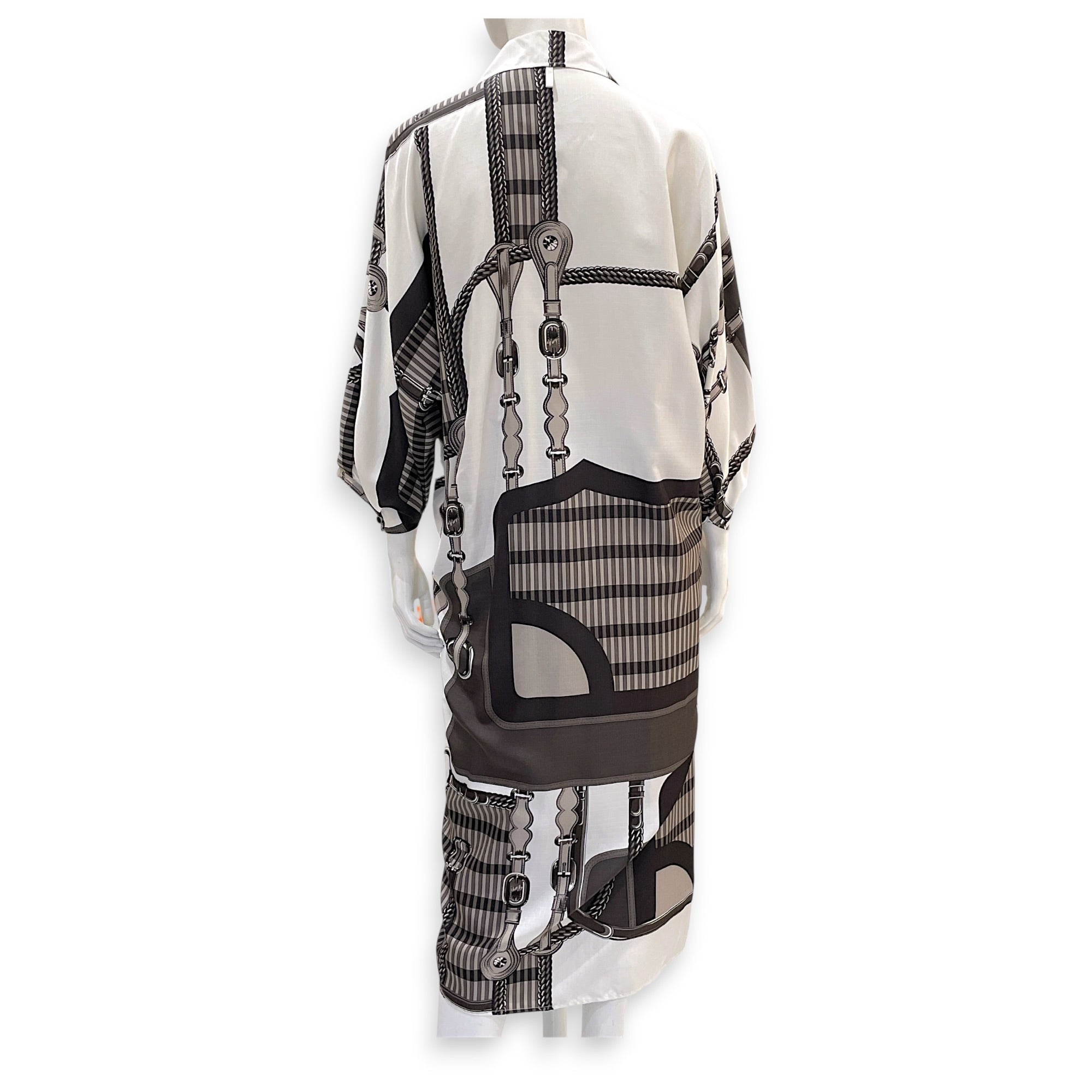 Coaching Remix Printed Dress Size 36 Beige Ready-To-Wear in Silk