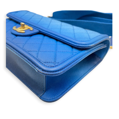 Quilted Sunset on the Sea Flap 25 Blue Shoulder Bag in Caviar Leather Gold hardware