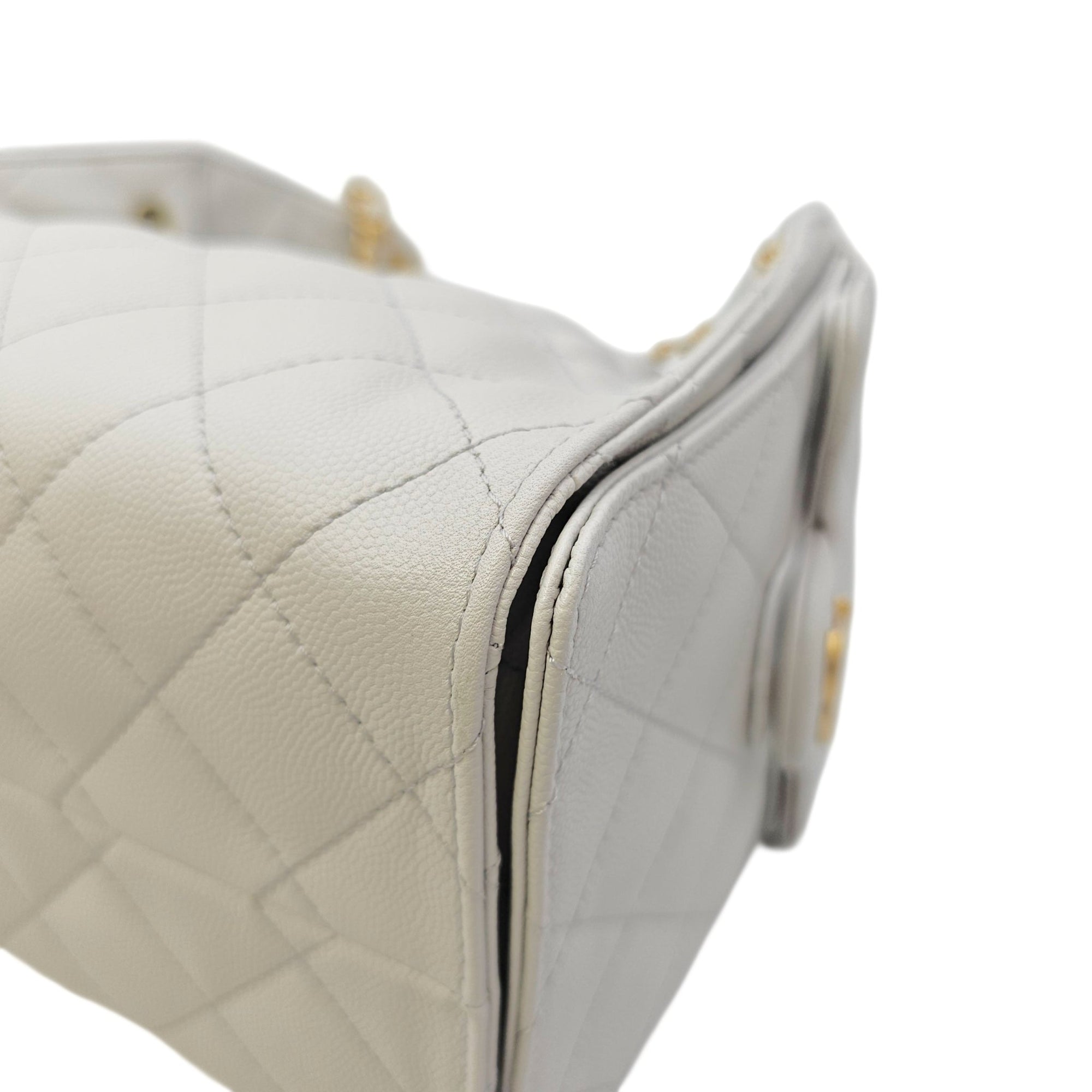 C25 Small Grey Shoulder Bag in Caviar Leather Gold hardware CL2605-21731 9