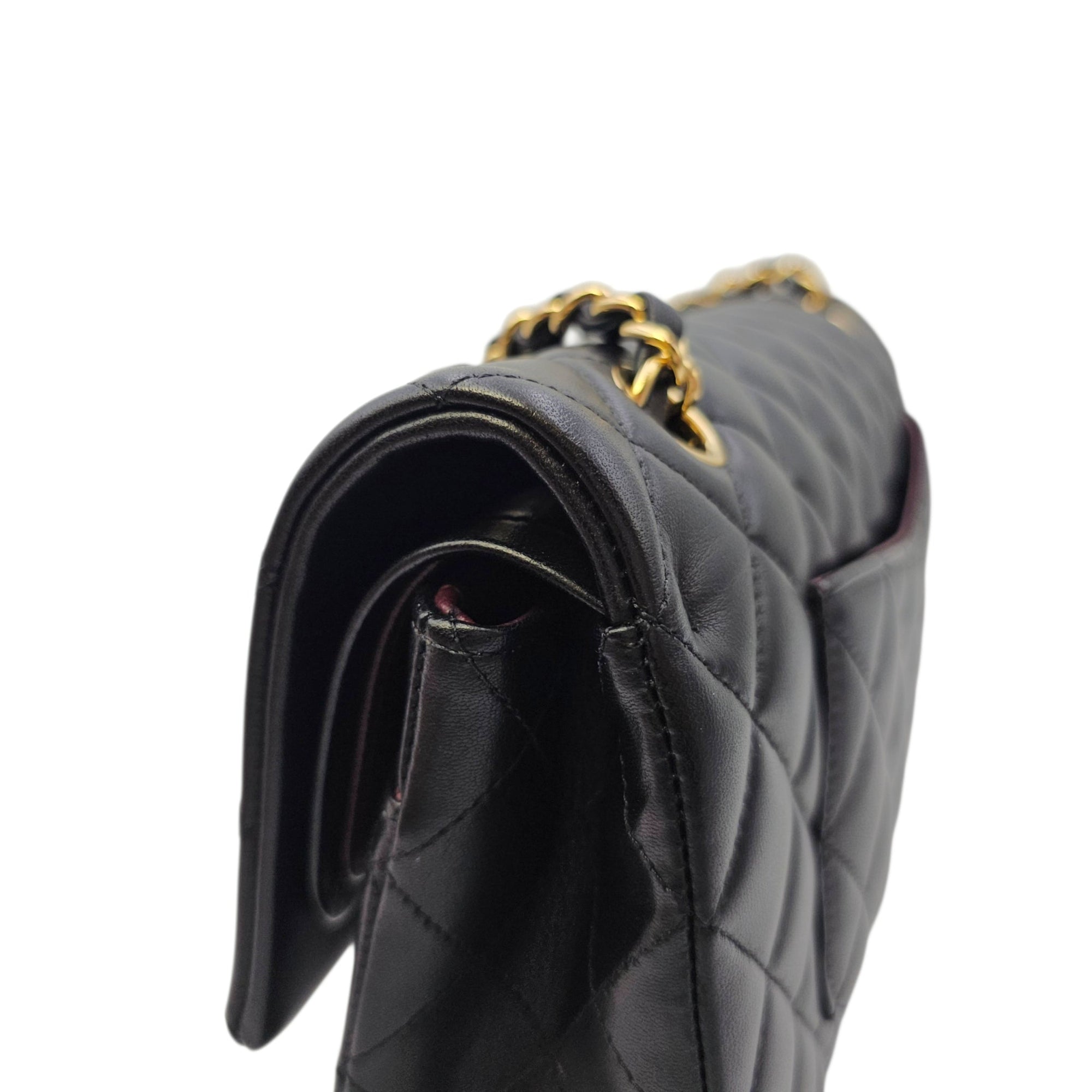 Classic Flap Medium Black Shoulder Bag in Lambskin Gold hardware CL2606-21751 17