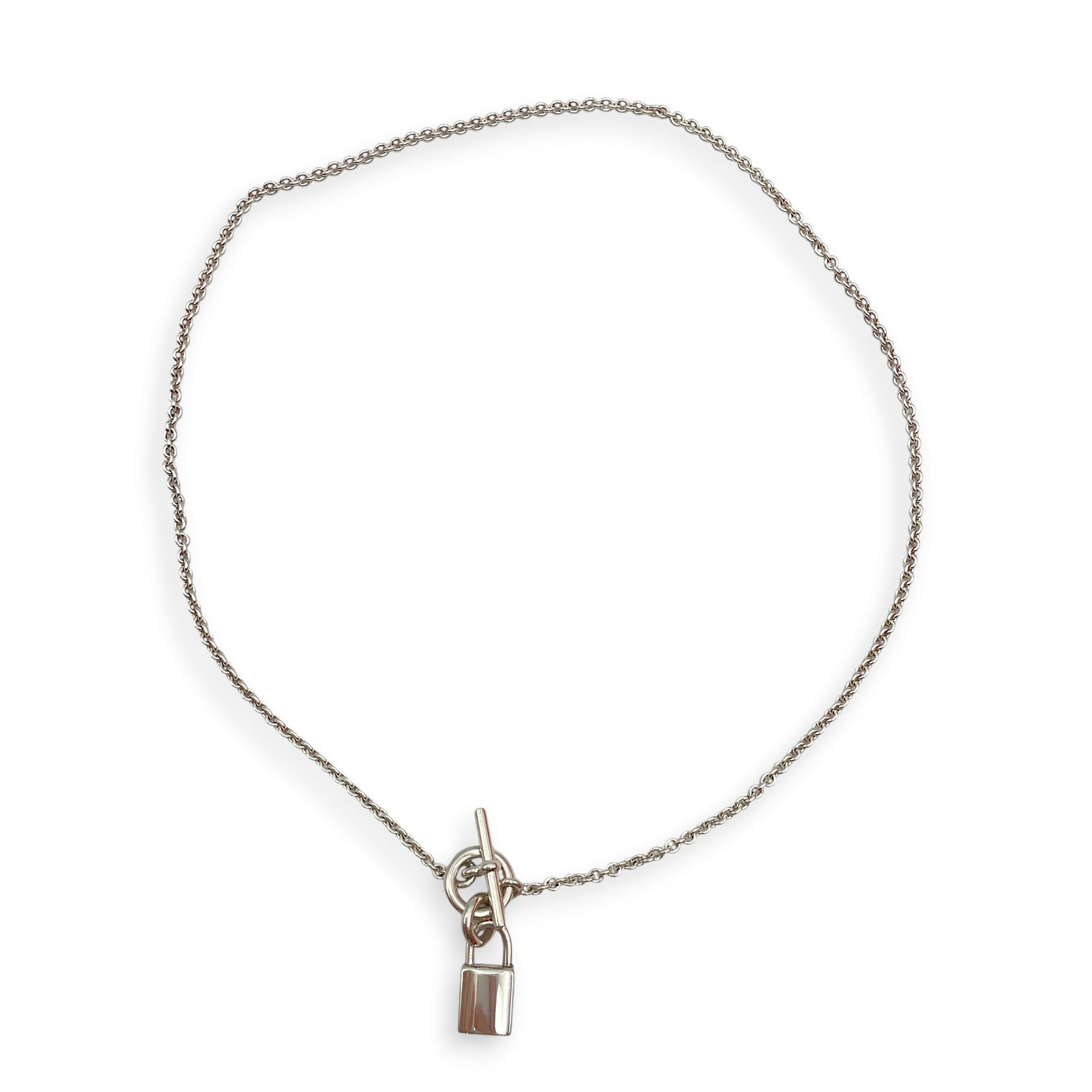 Kelly Cadenas Pendant Necklace Silver hardware CL2606-21778 2