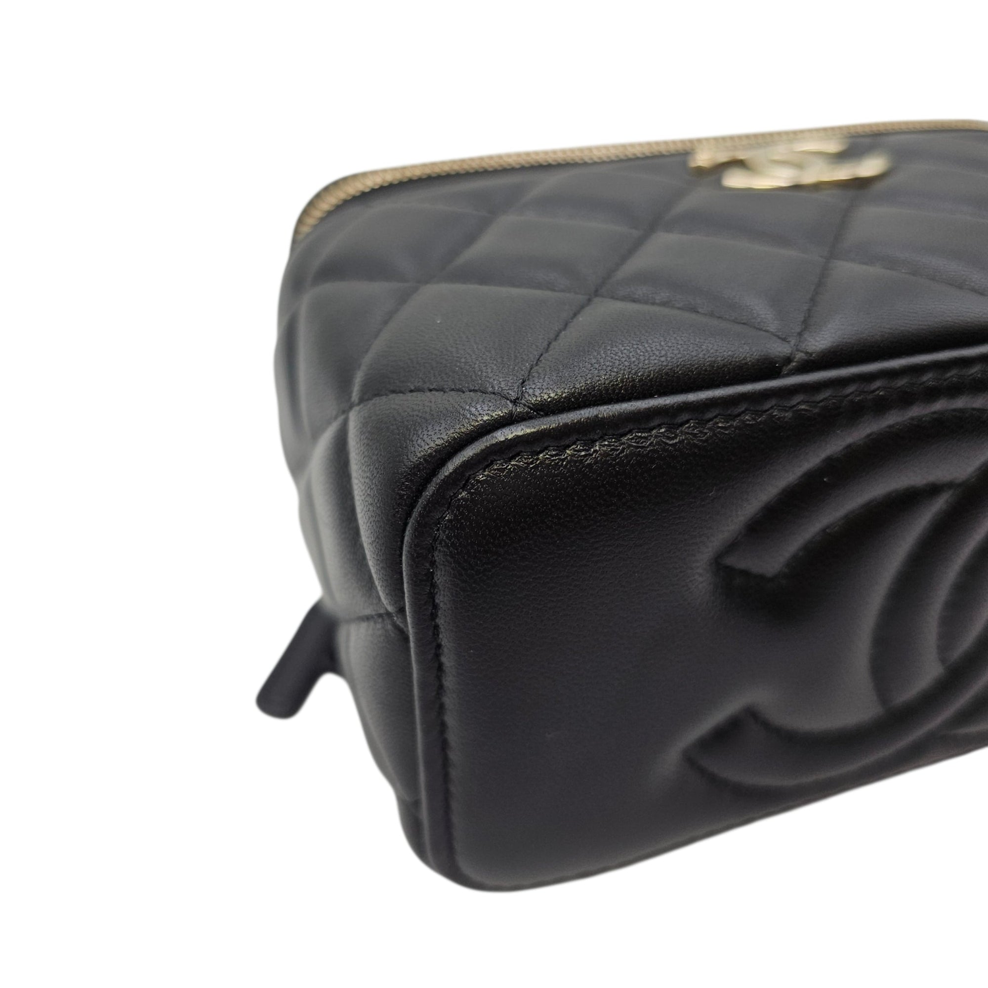 Vanity Case with Strap Black Crossbody Bag in Lambskin Gold hardware CL2606-21795 8