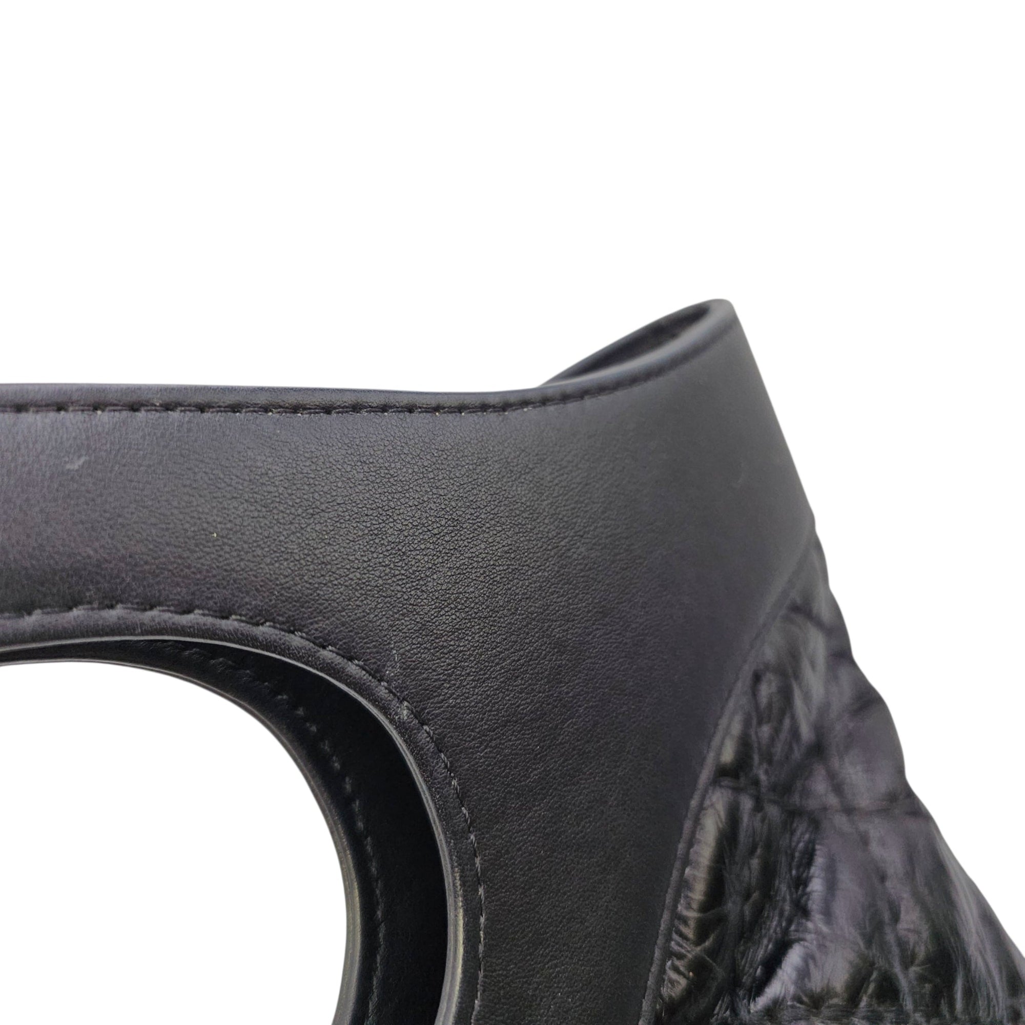 31 Shopping Tote 37 Black Top Handle Bag in Distressed Leather Gold hardware CL2606-21796 11