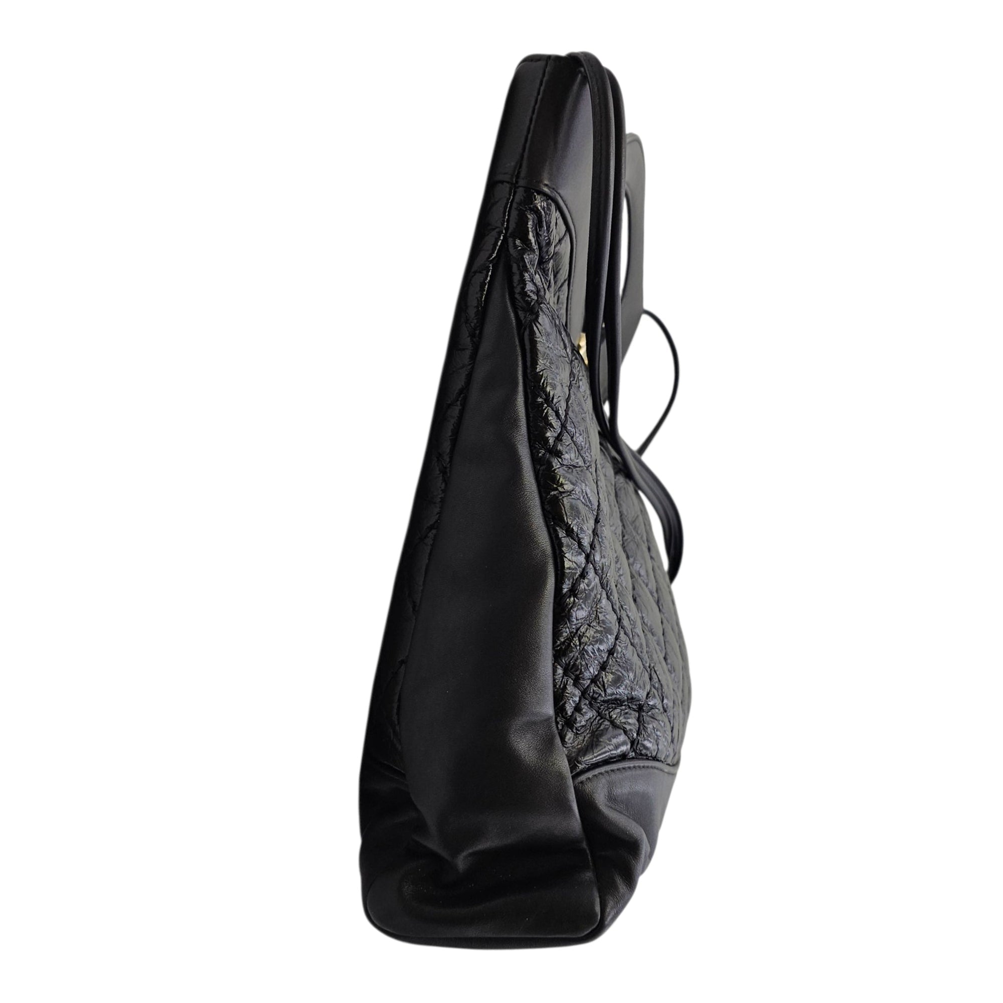 31 Shopping Tote 37 Black Top Handle Bag in Distressed Leather Gold hardware CL2606-21796 3