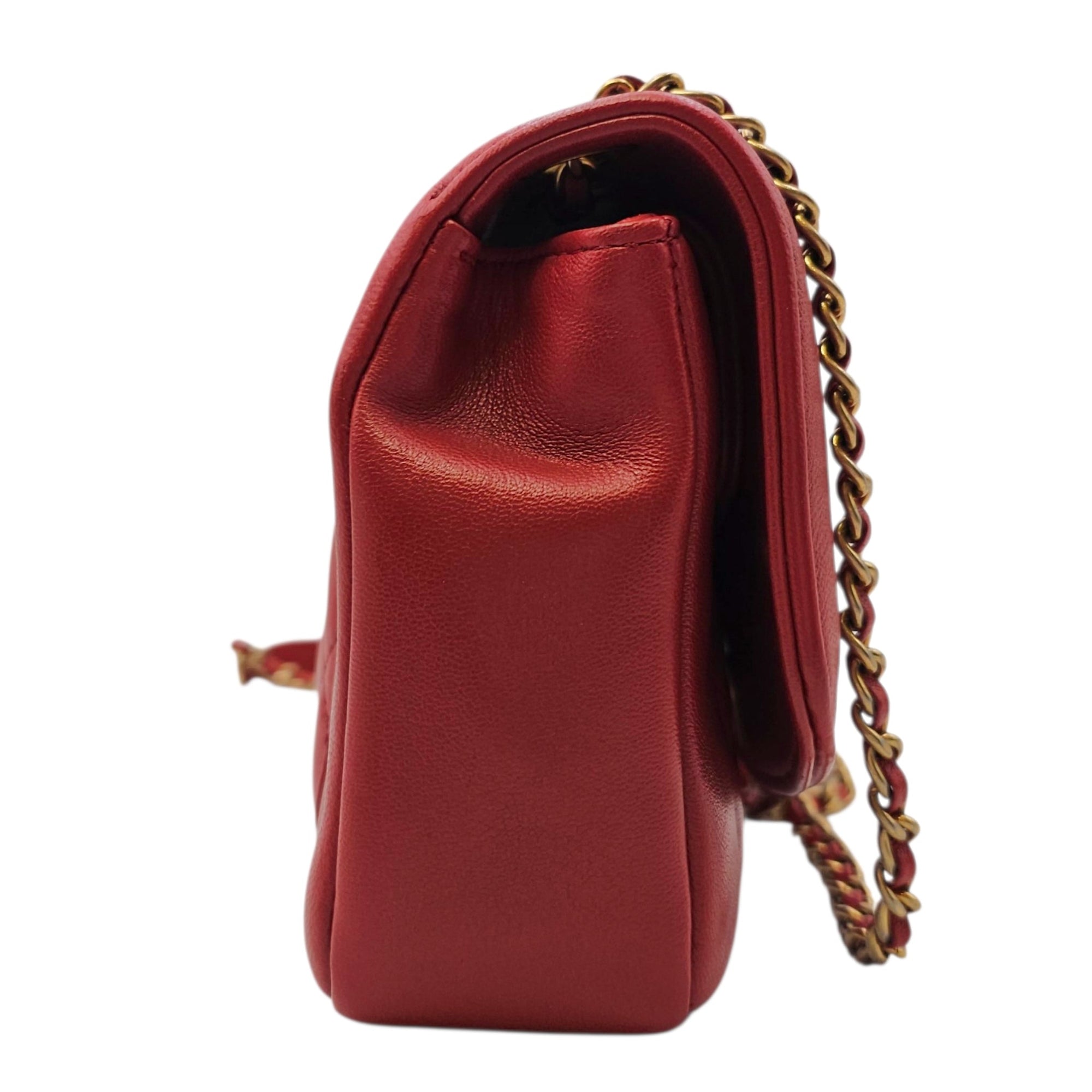 Diana Reissue Flap Red Shoulder Bag in Calfskin Gold hardware CL2606-21798 3