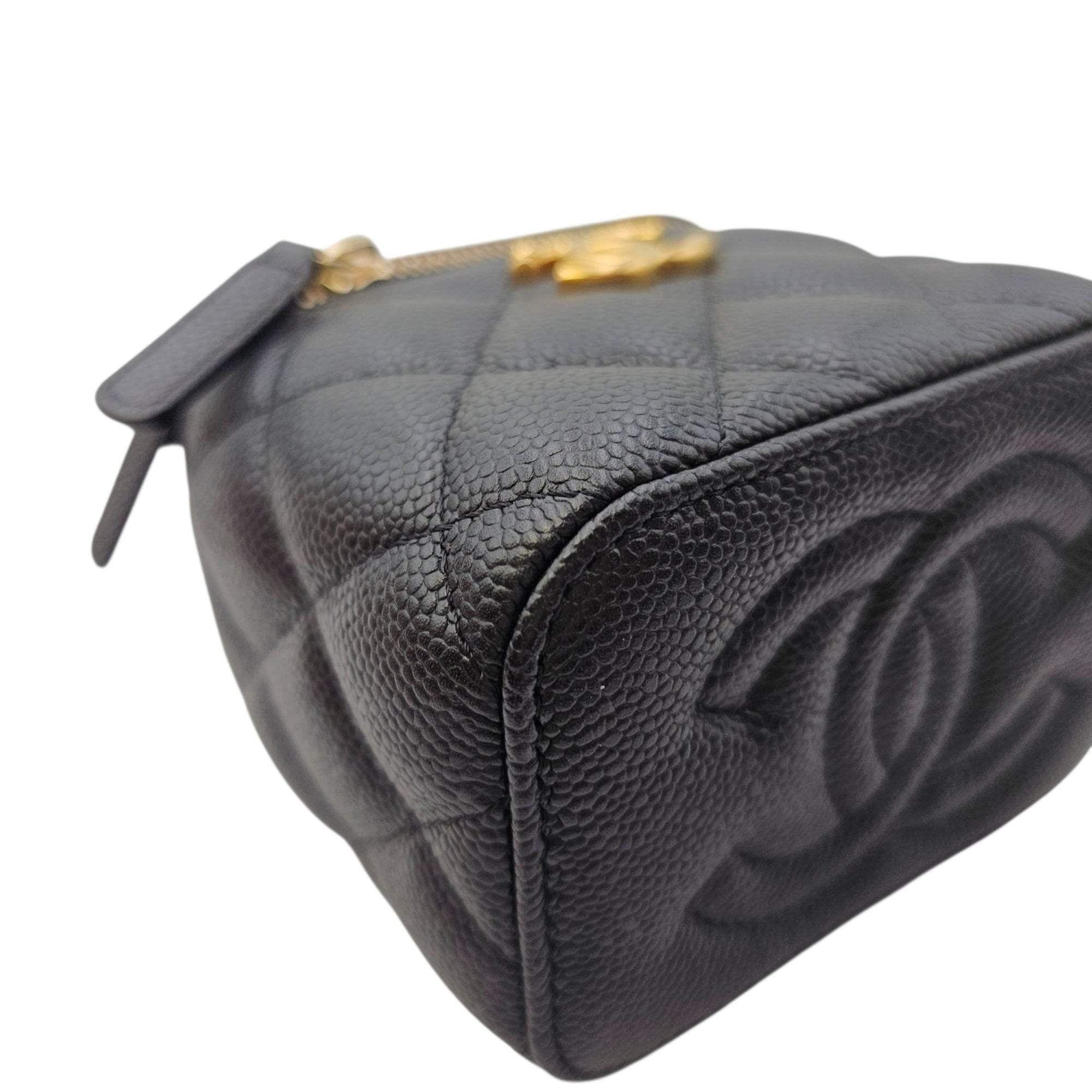 Heart Crush Vanity Case Mini Black Crossbody Bag in Caviar Leather Gold hardware CL2606-21800 10