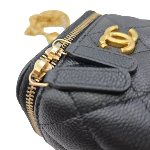 Heart Crush Vanity Case Mini Black Crossbody Bag in Caviar Leather Gold hardware CL2606-21800 7