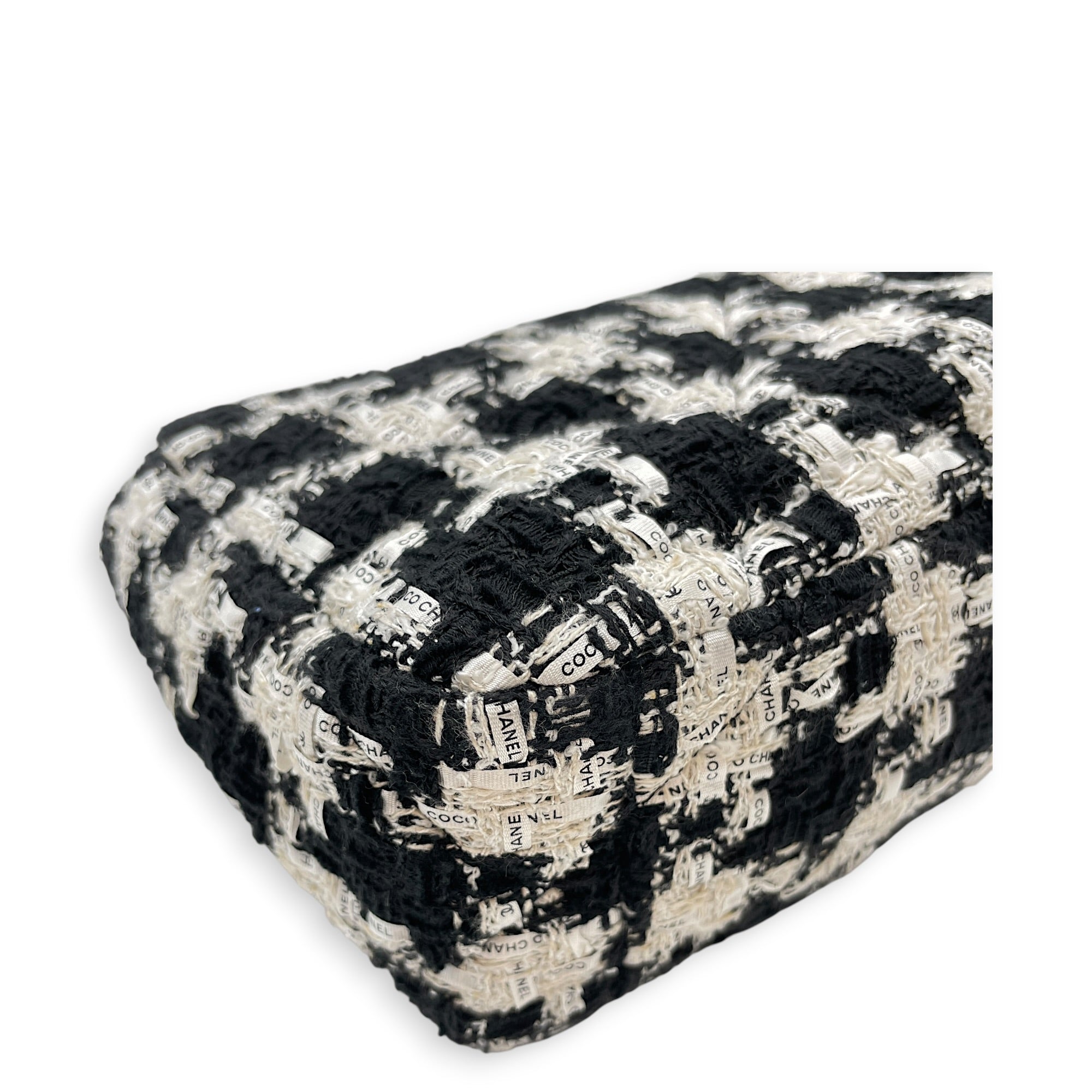 C19 Black Shoulder Bag in Tweed Mixed hardware CL2606-21845 12