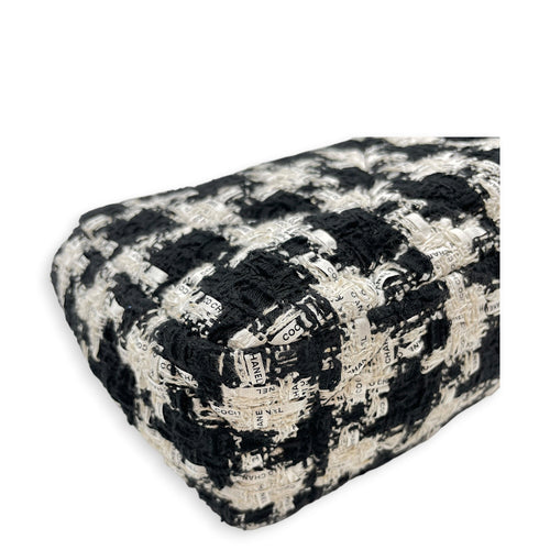 C19 Black Shoulder Bag in Tweed Mixed hardware CL2606-21845 12